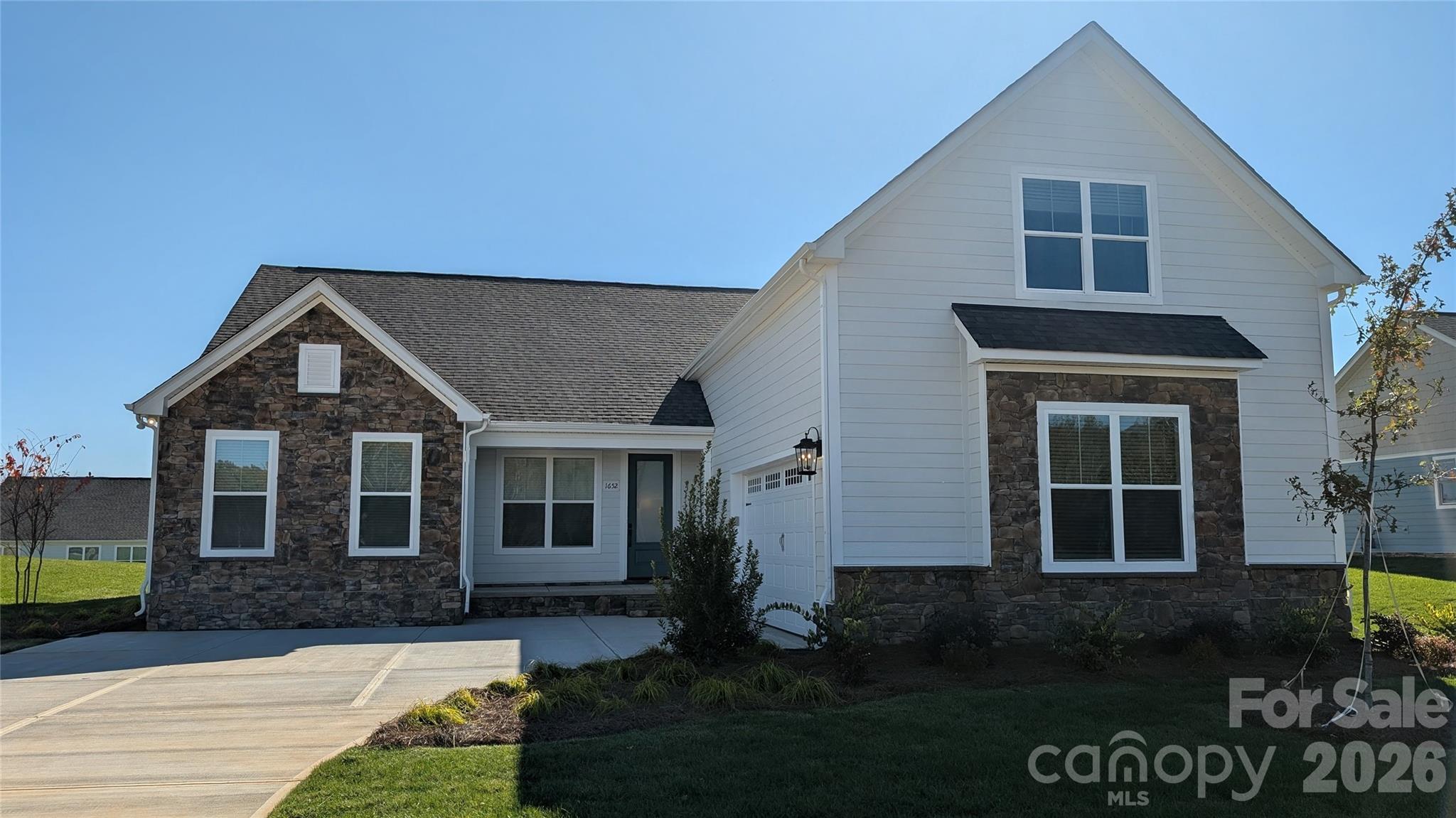 1652 Dresden Drive
