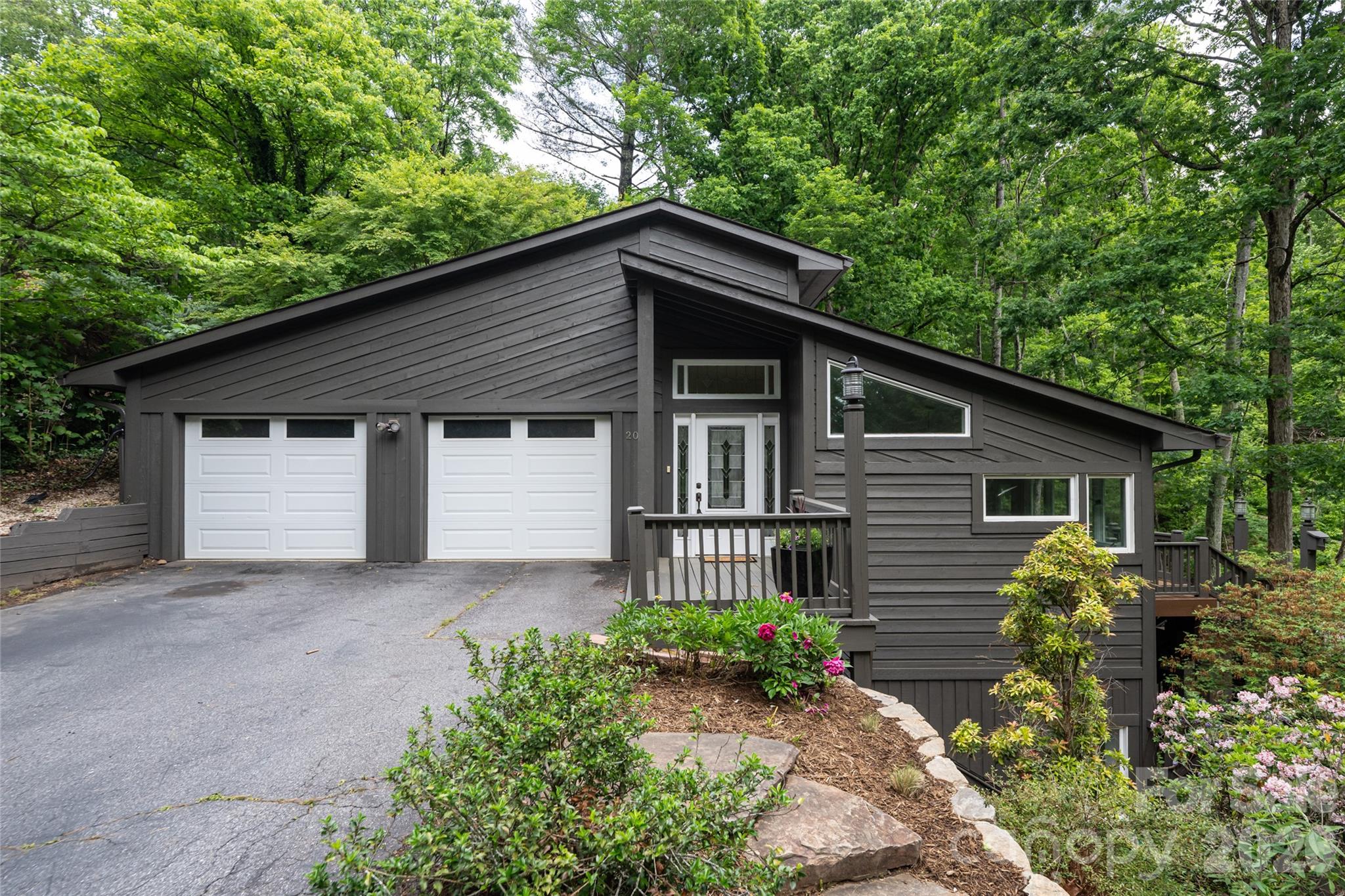201 Covewood Trail
