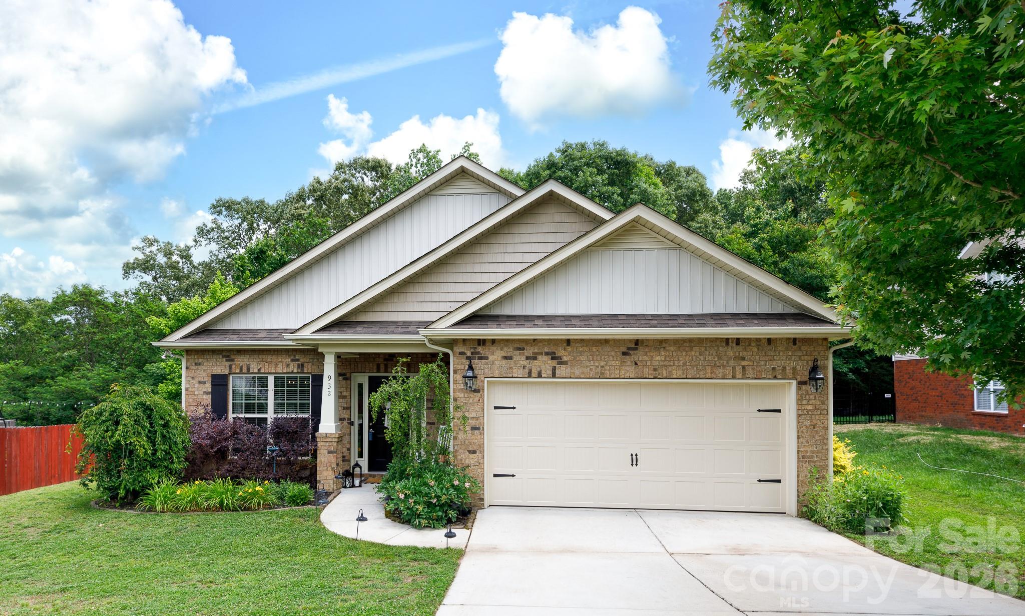 932 Catawba Wells Court