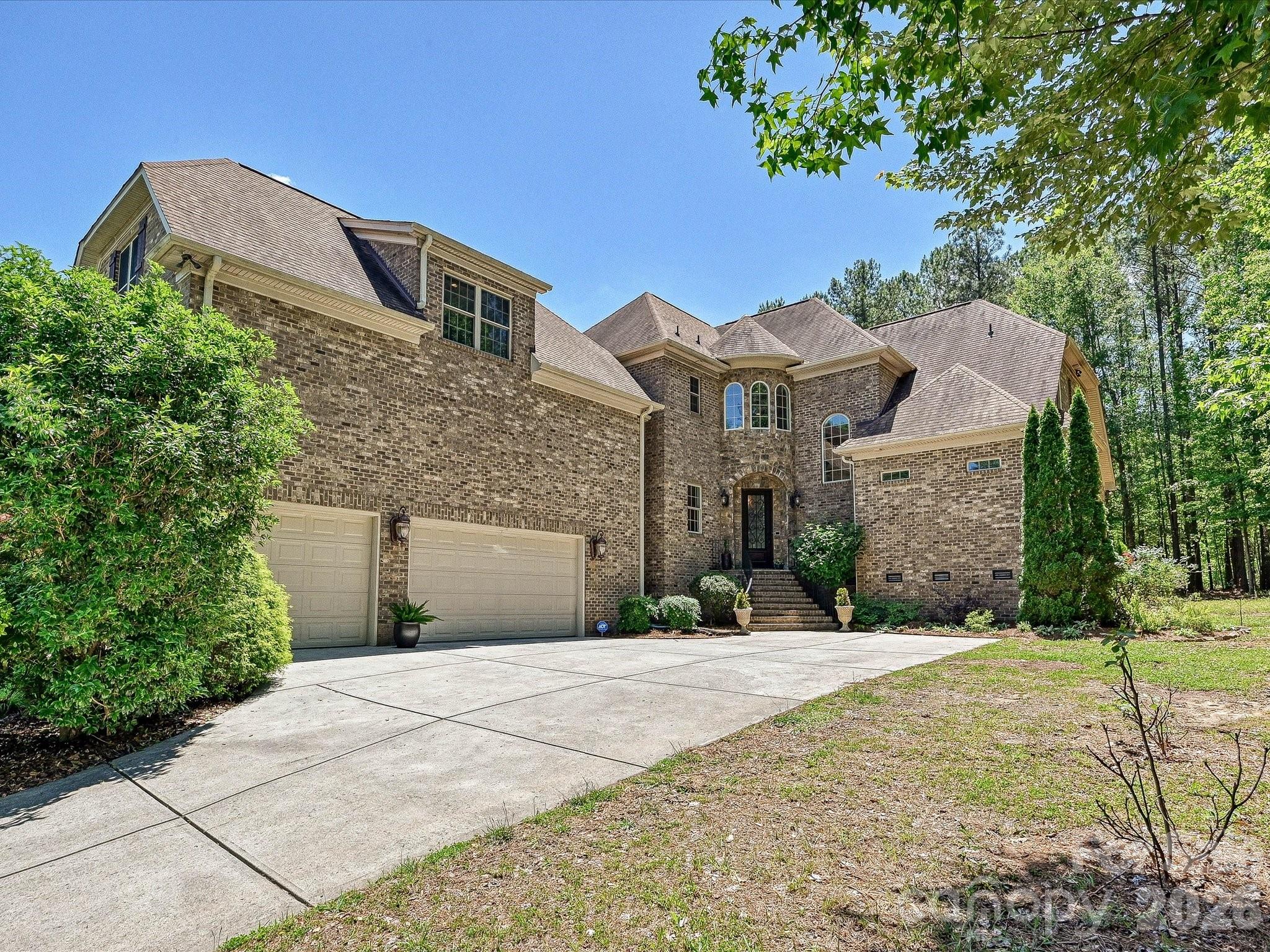 275 Palm Cove Way