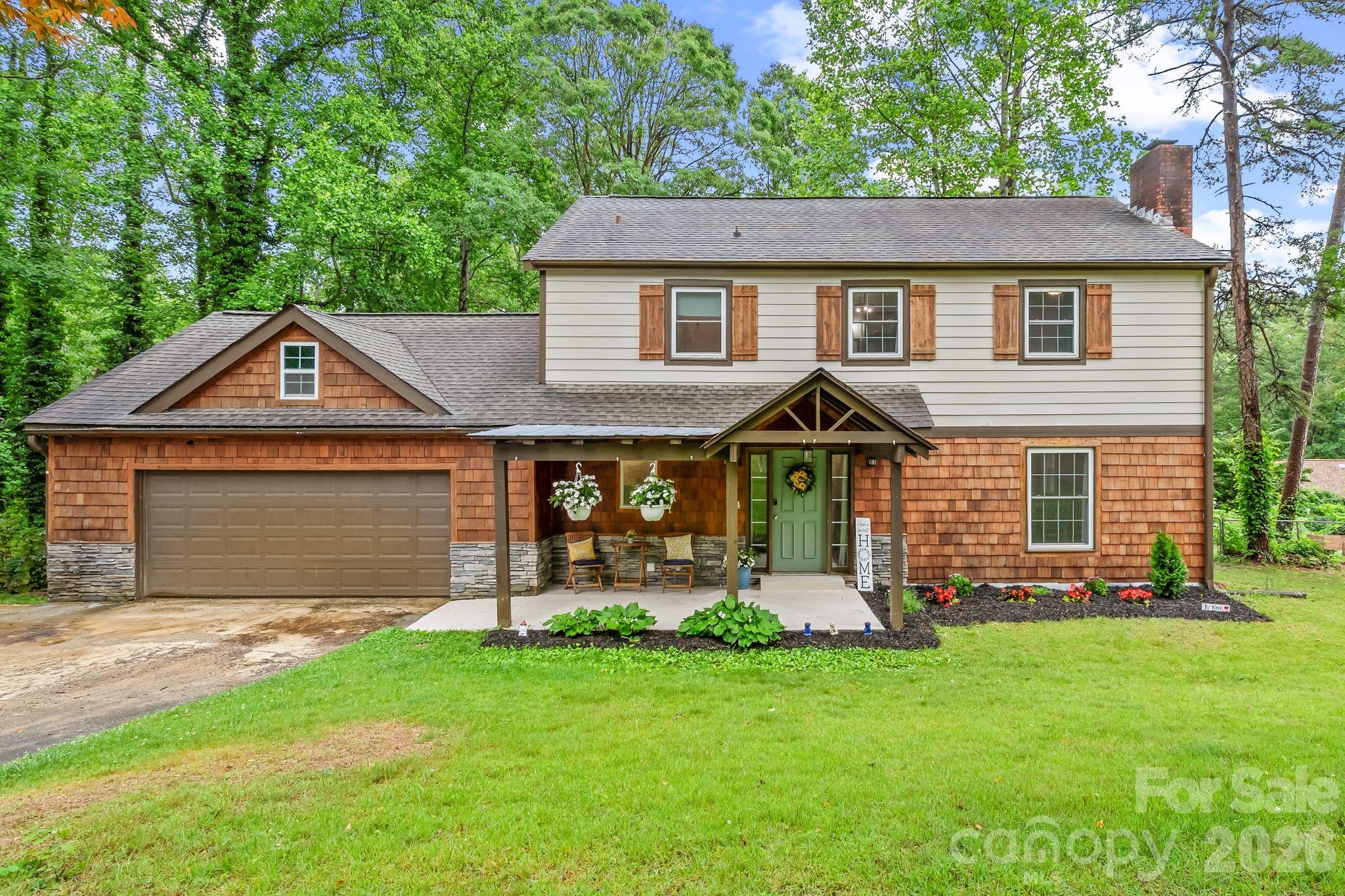 4 Beechwood Lakes Drive