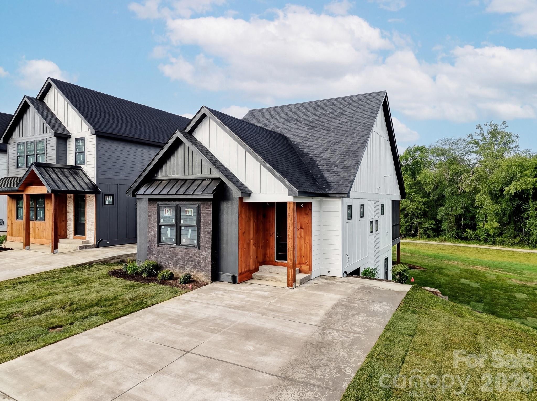 17 N Martha Kate Drive