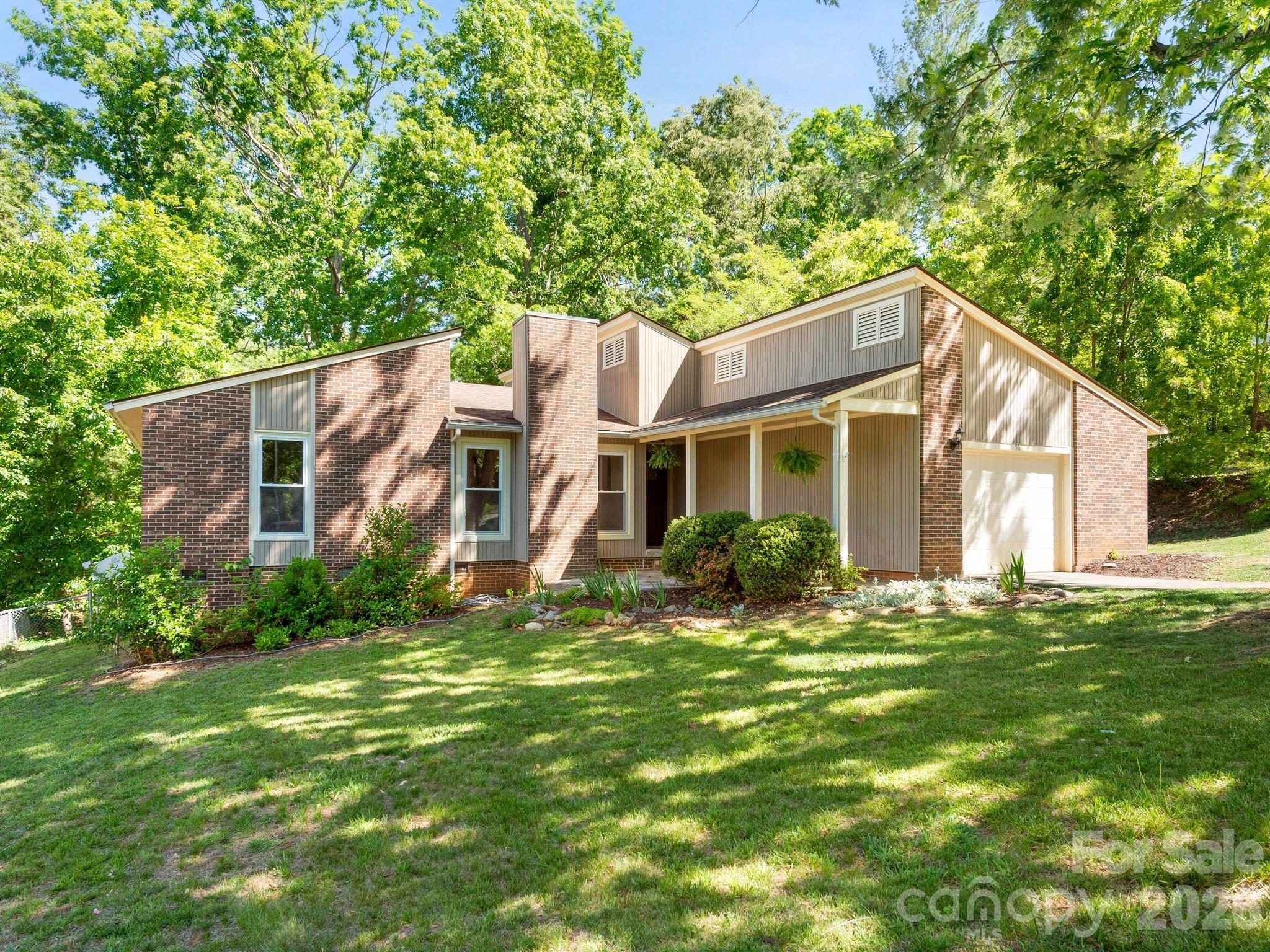 56 Knoll Ridge Drive