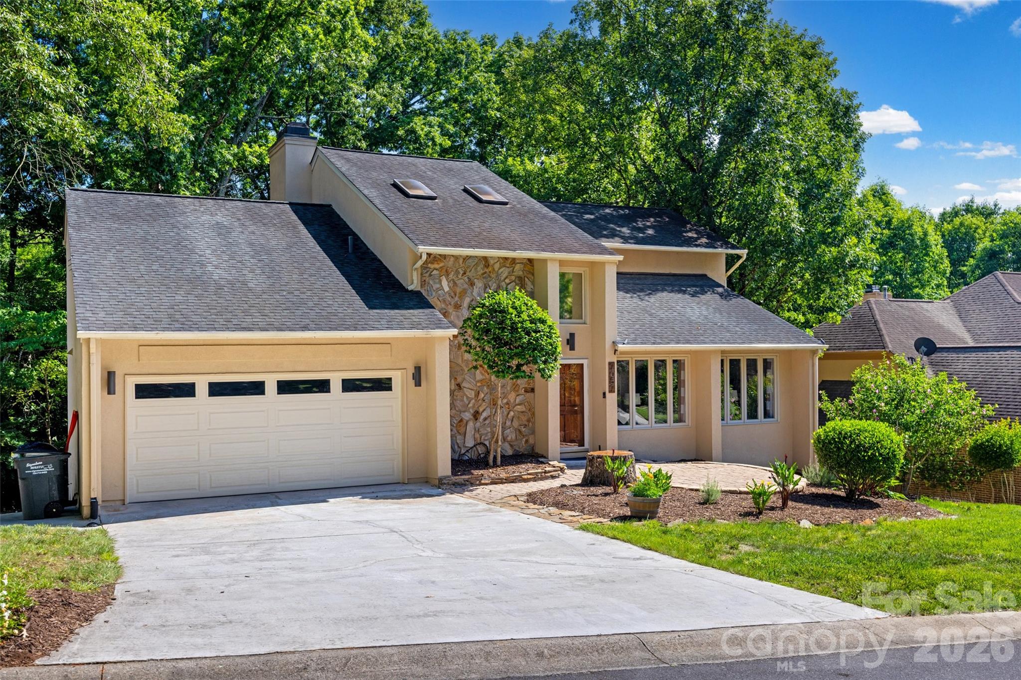7057 Mariners Court