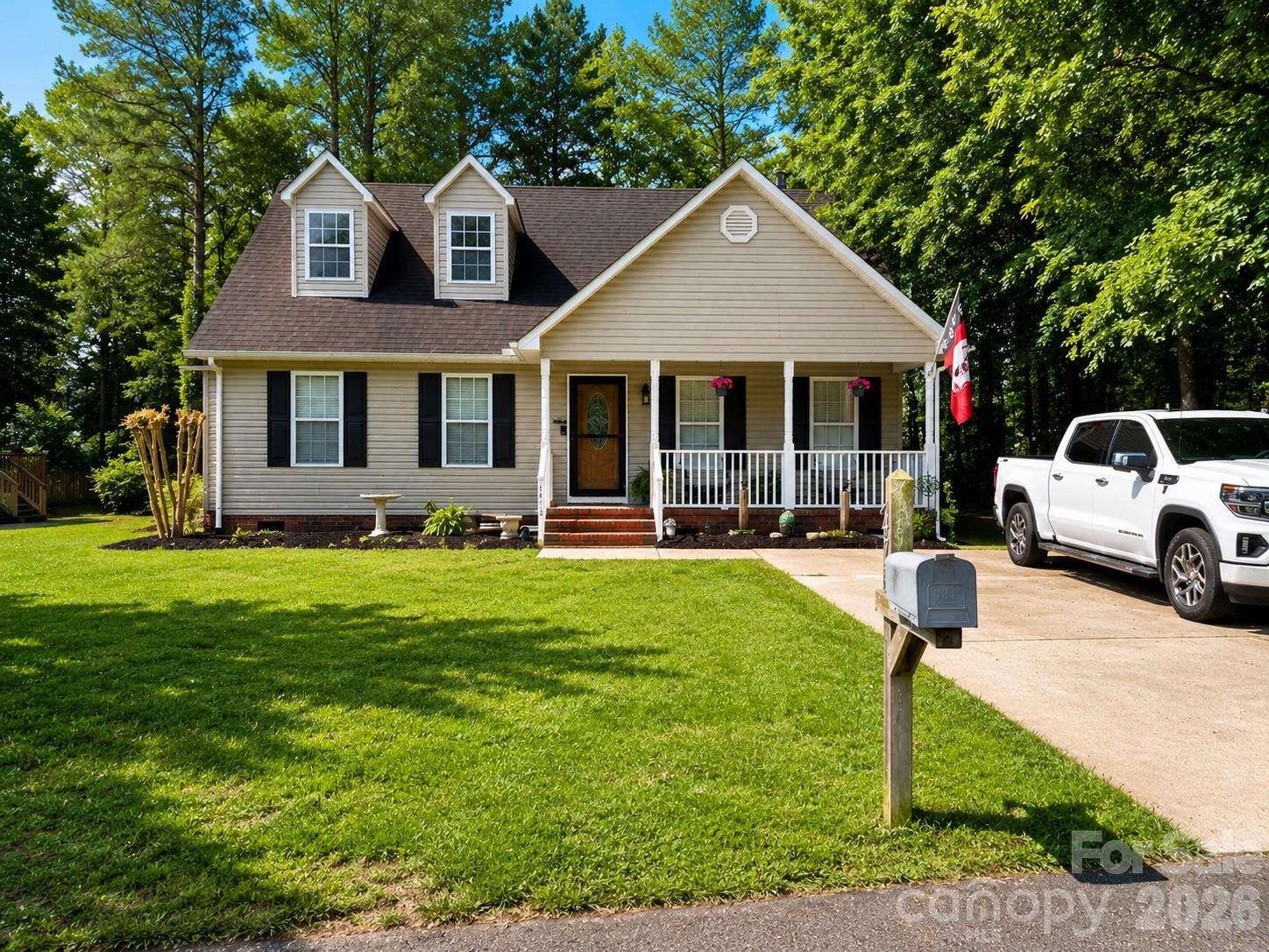 1473 Lowell Trace