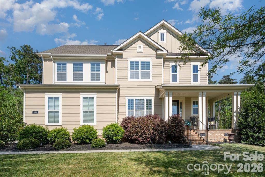 163 Monteray Oaks Circle