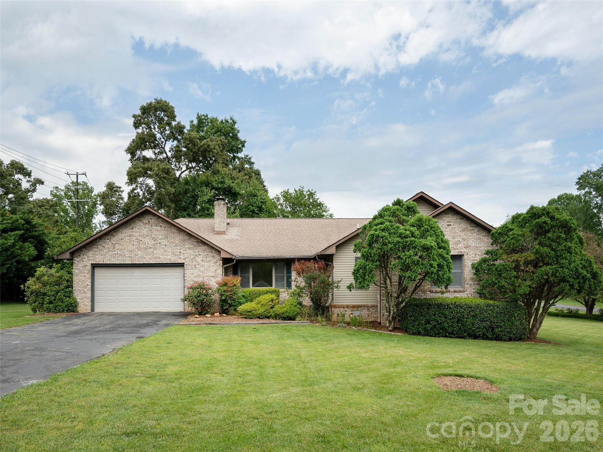 2 Bannerwood Drive