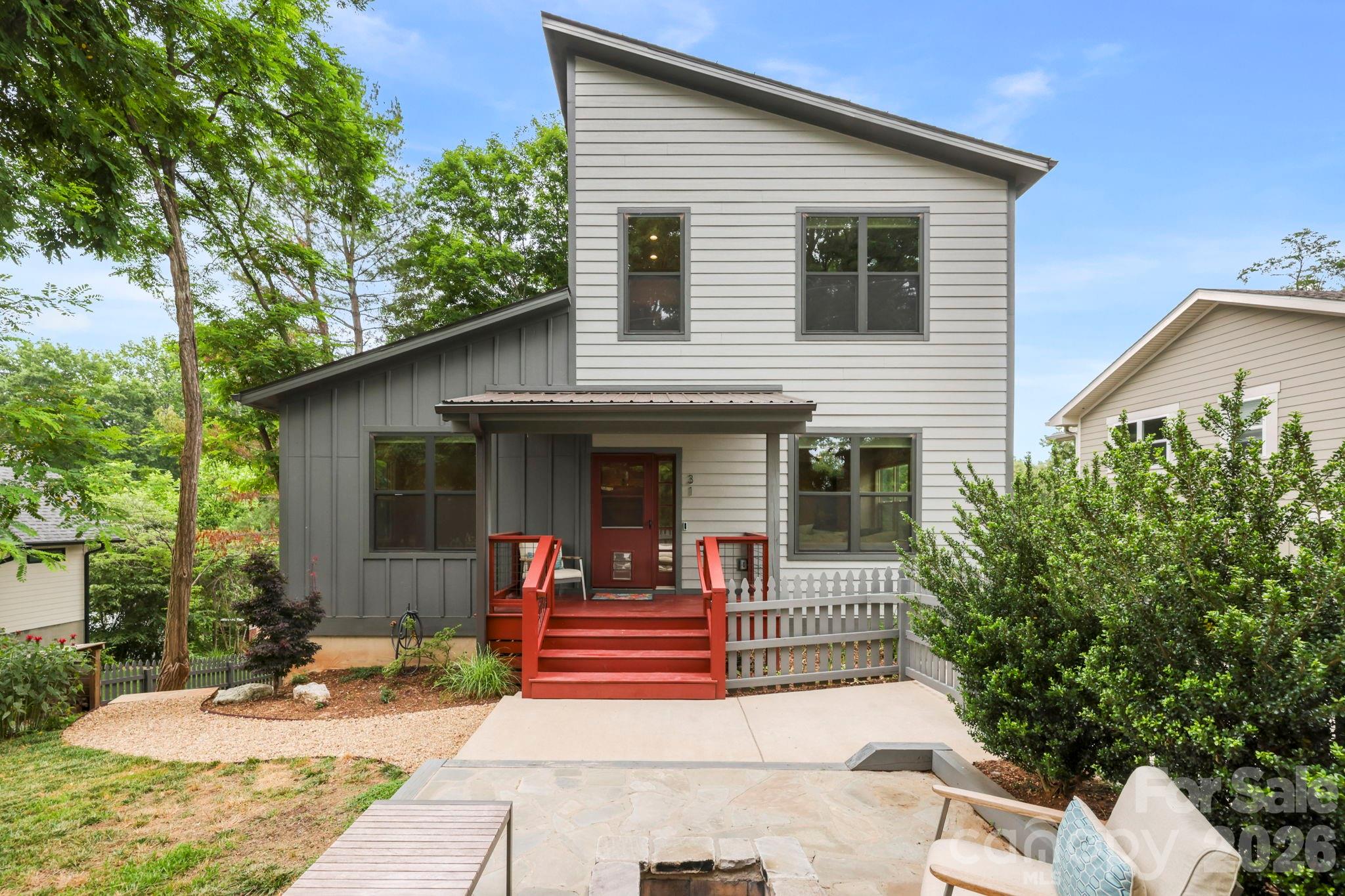 31 Lilac Street Unit: 2
