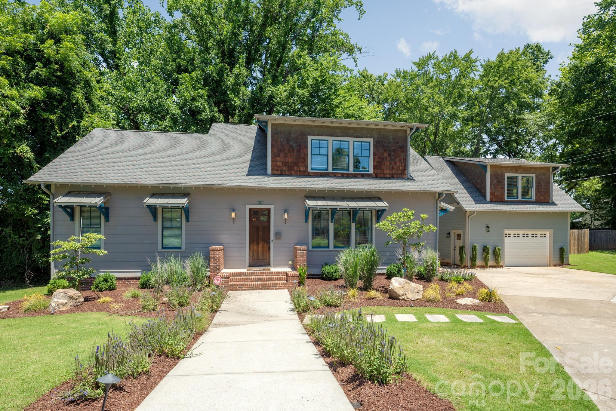 1301 Catawba Avenue