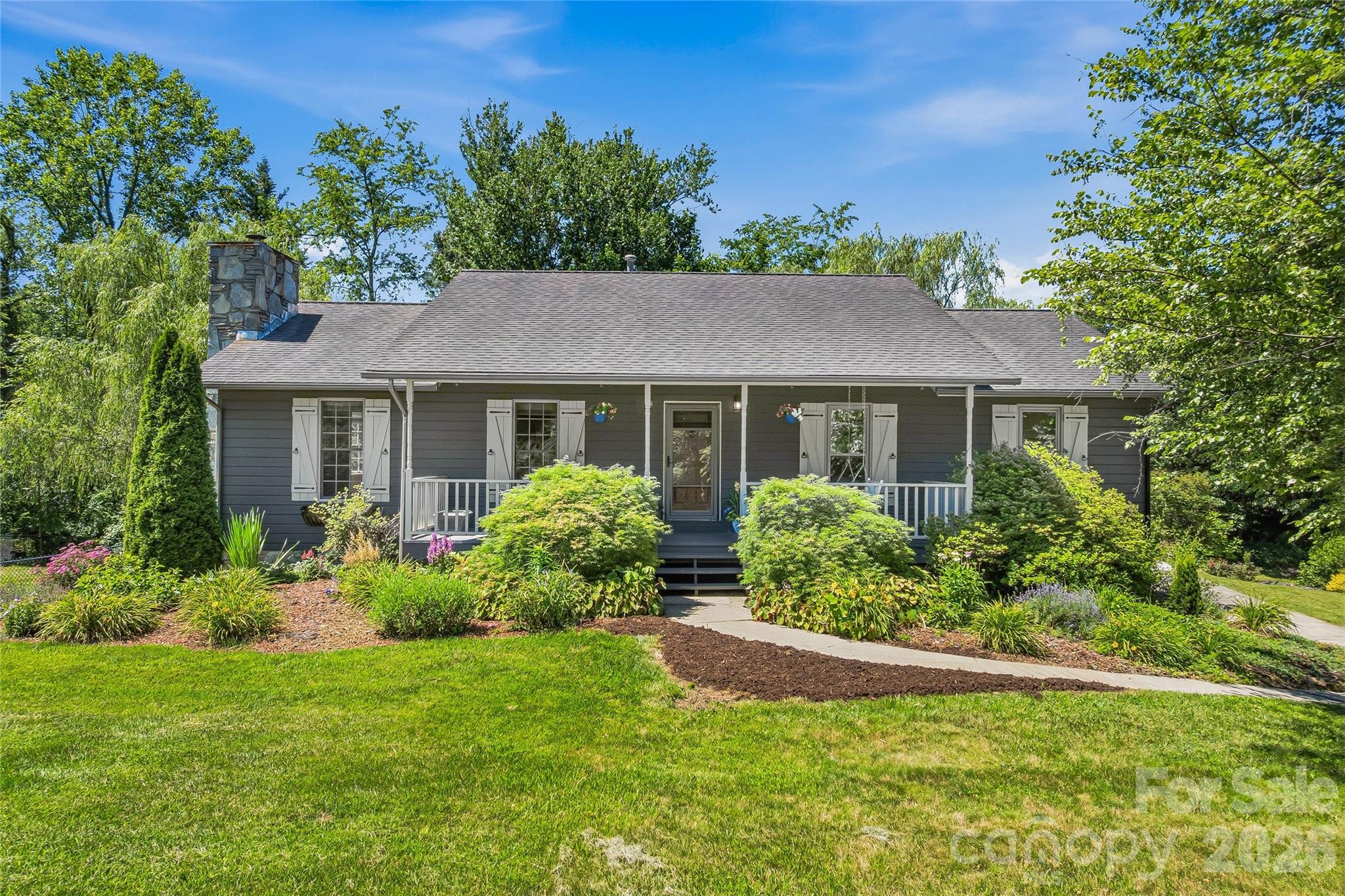 279 Woody Lane
