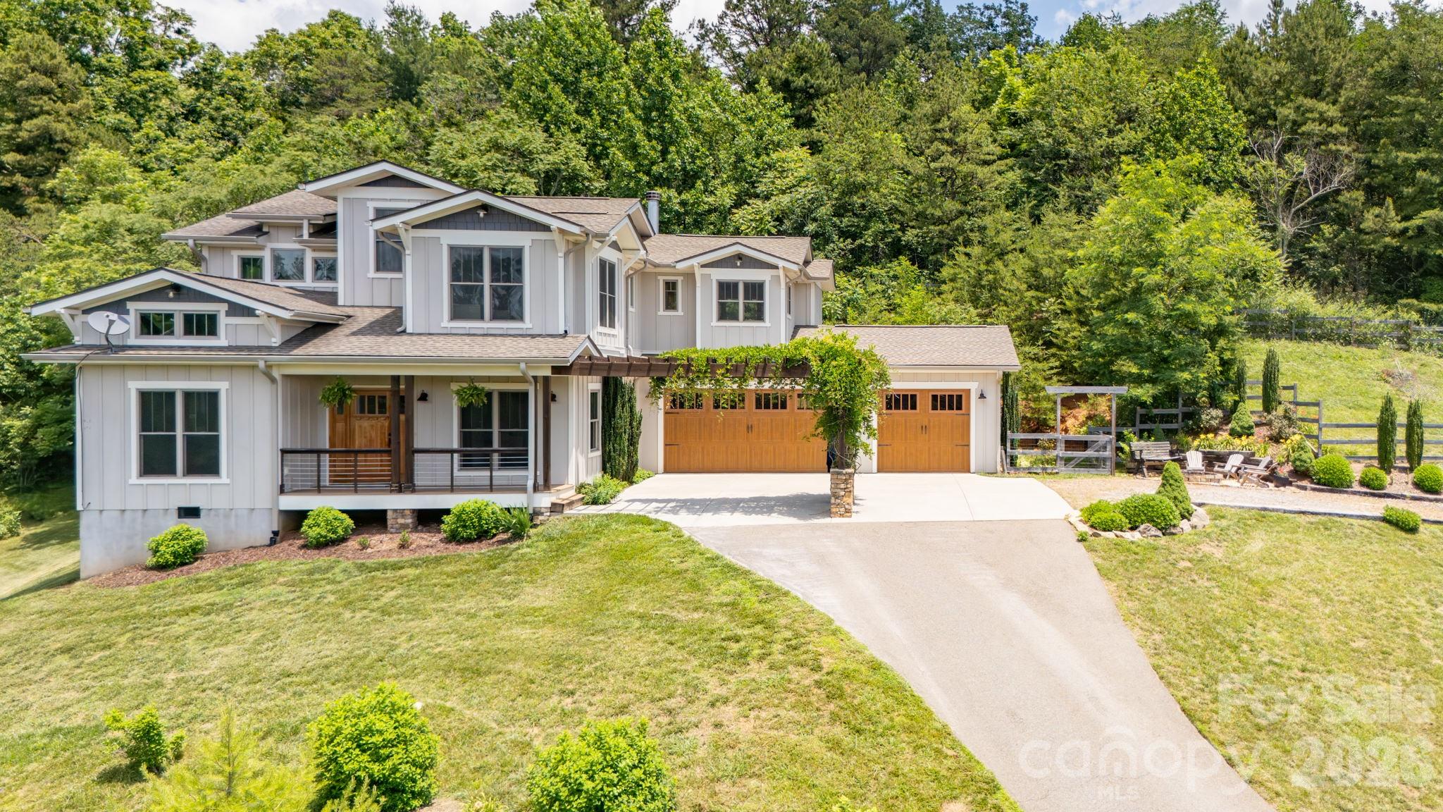 45 Barebridge Hills Drive
