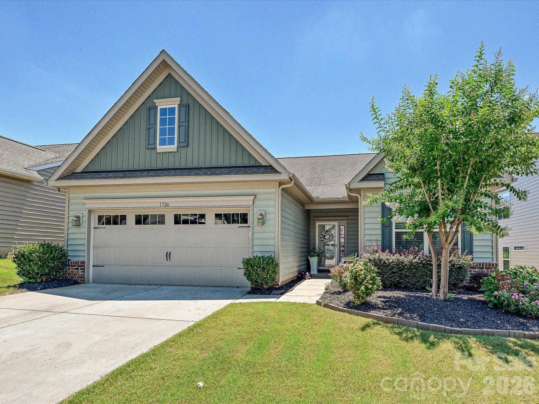 1726 Tailed Hawk Way