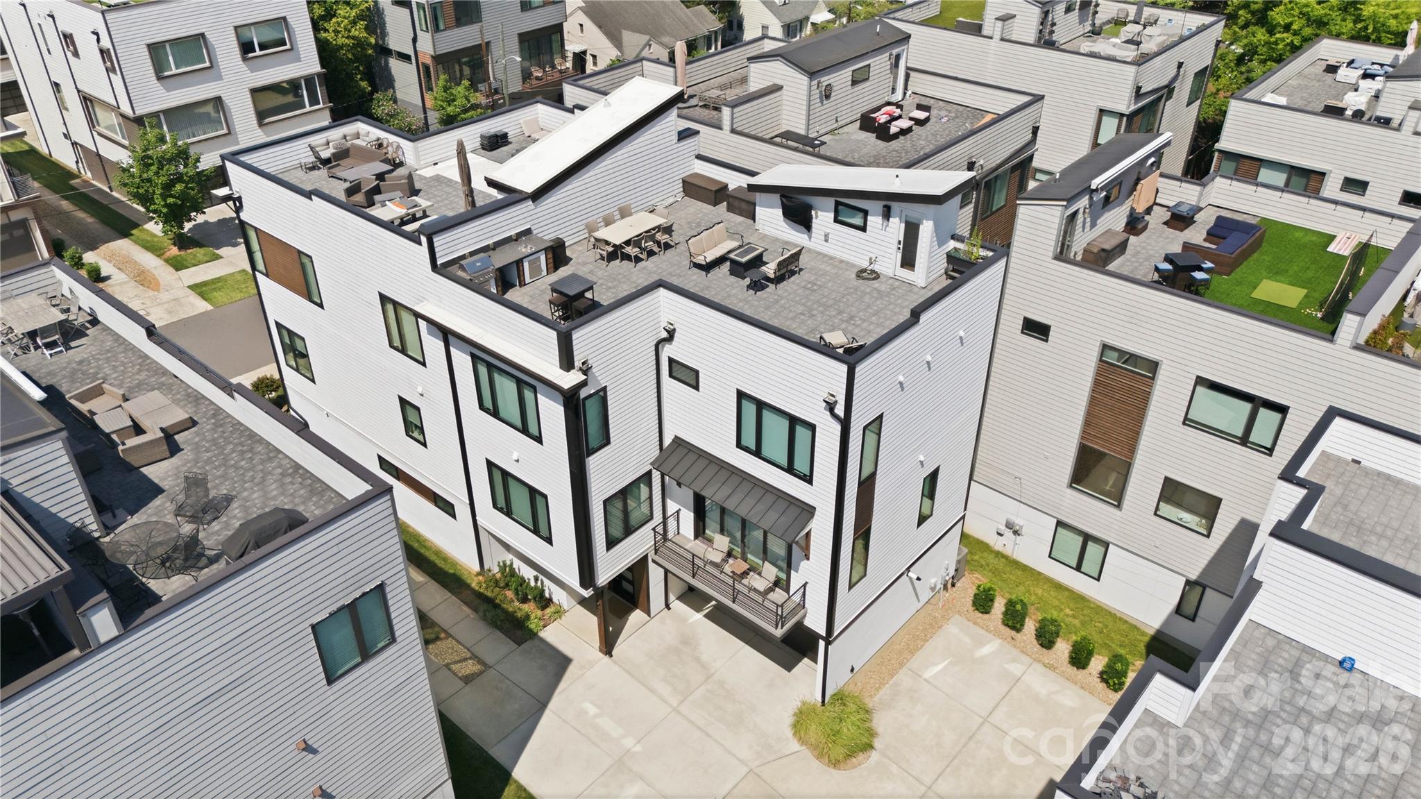 1004 Westbrook Drive Unit: B