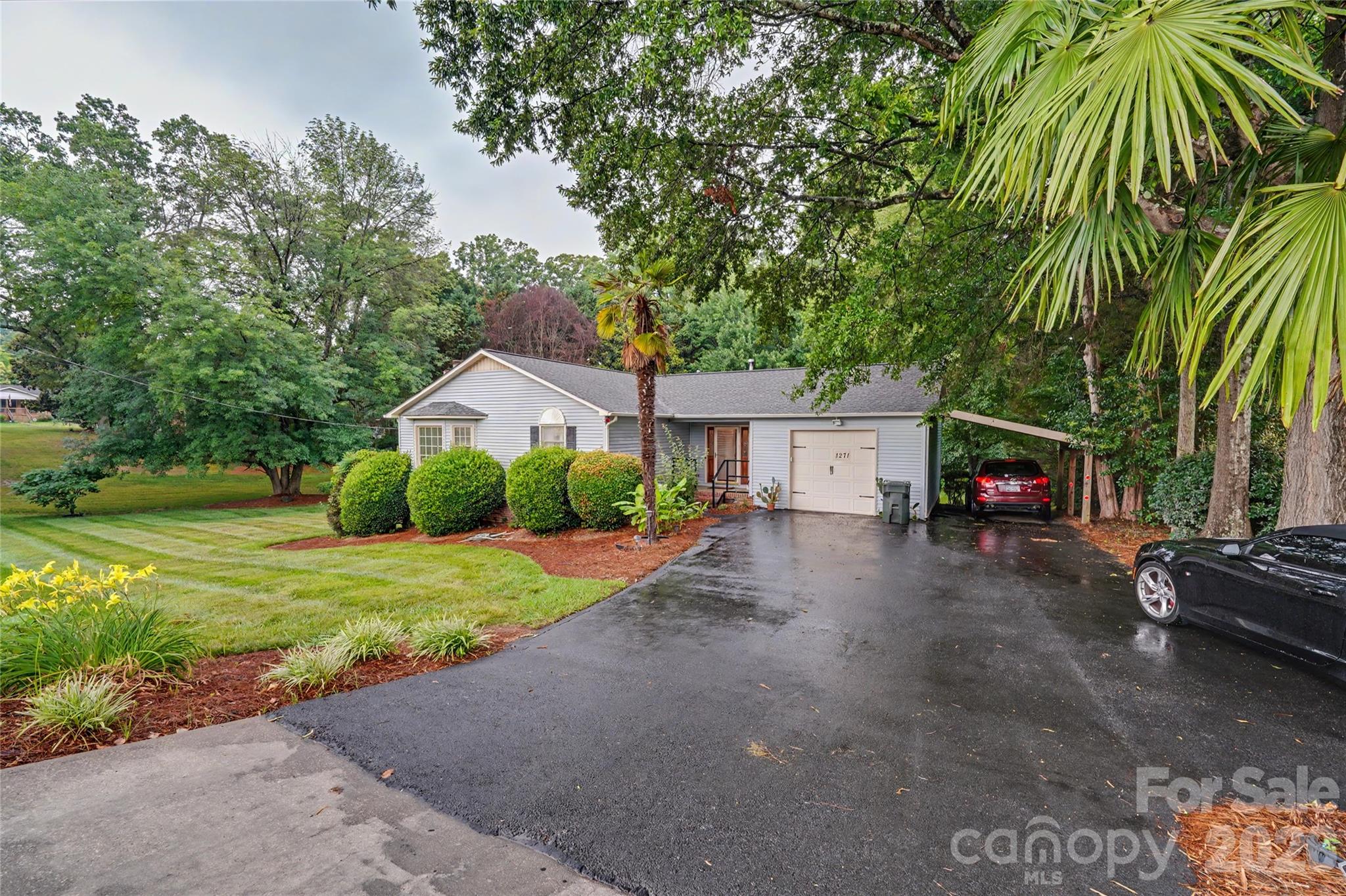 1271 India Hook Road