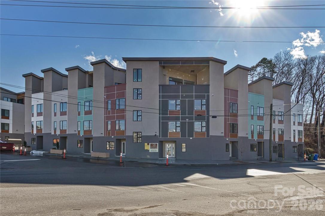 102 Southside Avenue Unit: 15