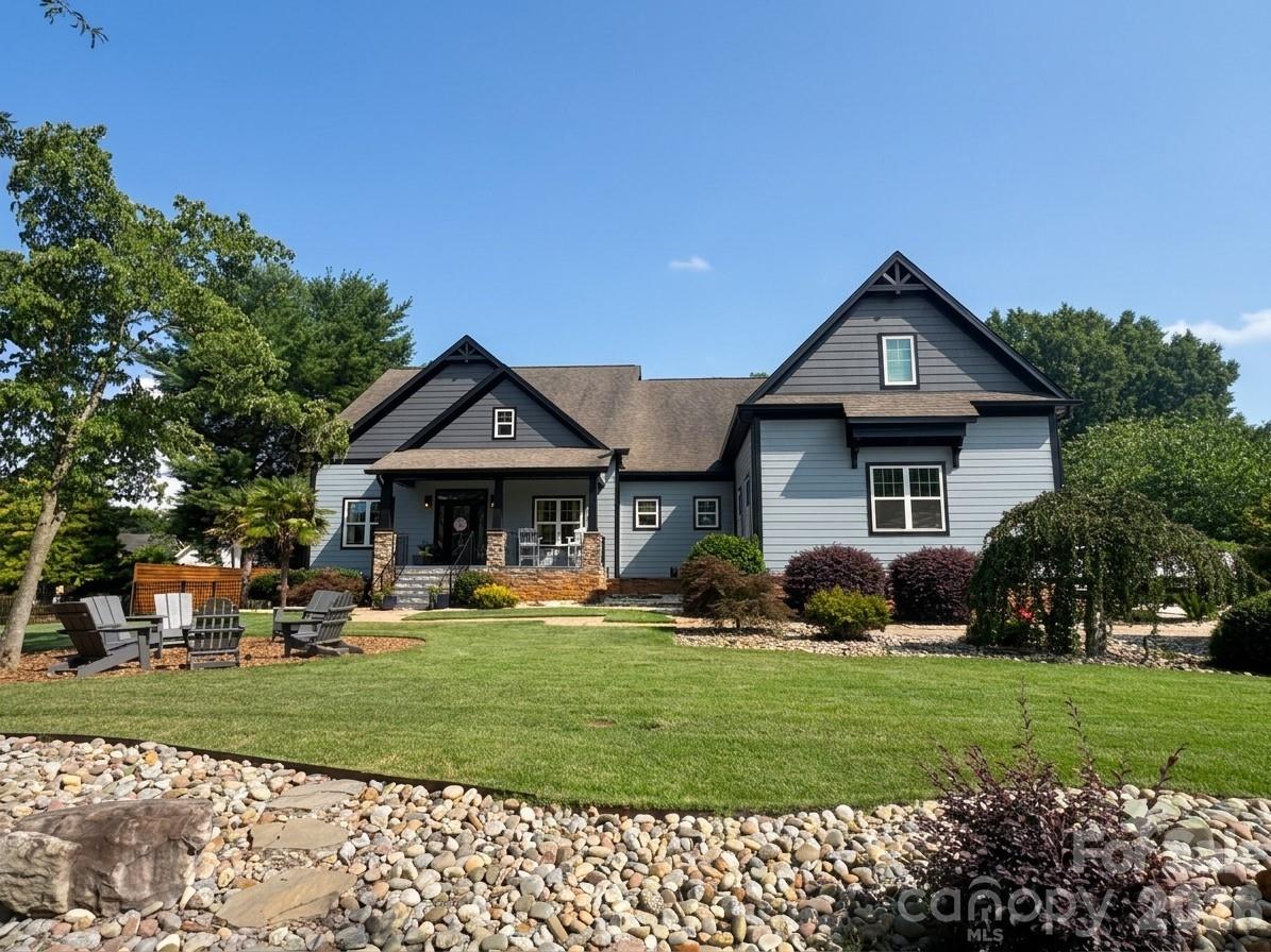129 Aqua Drive