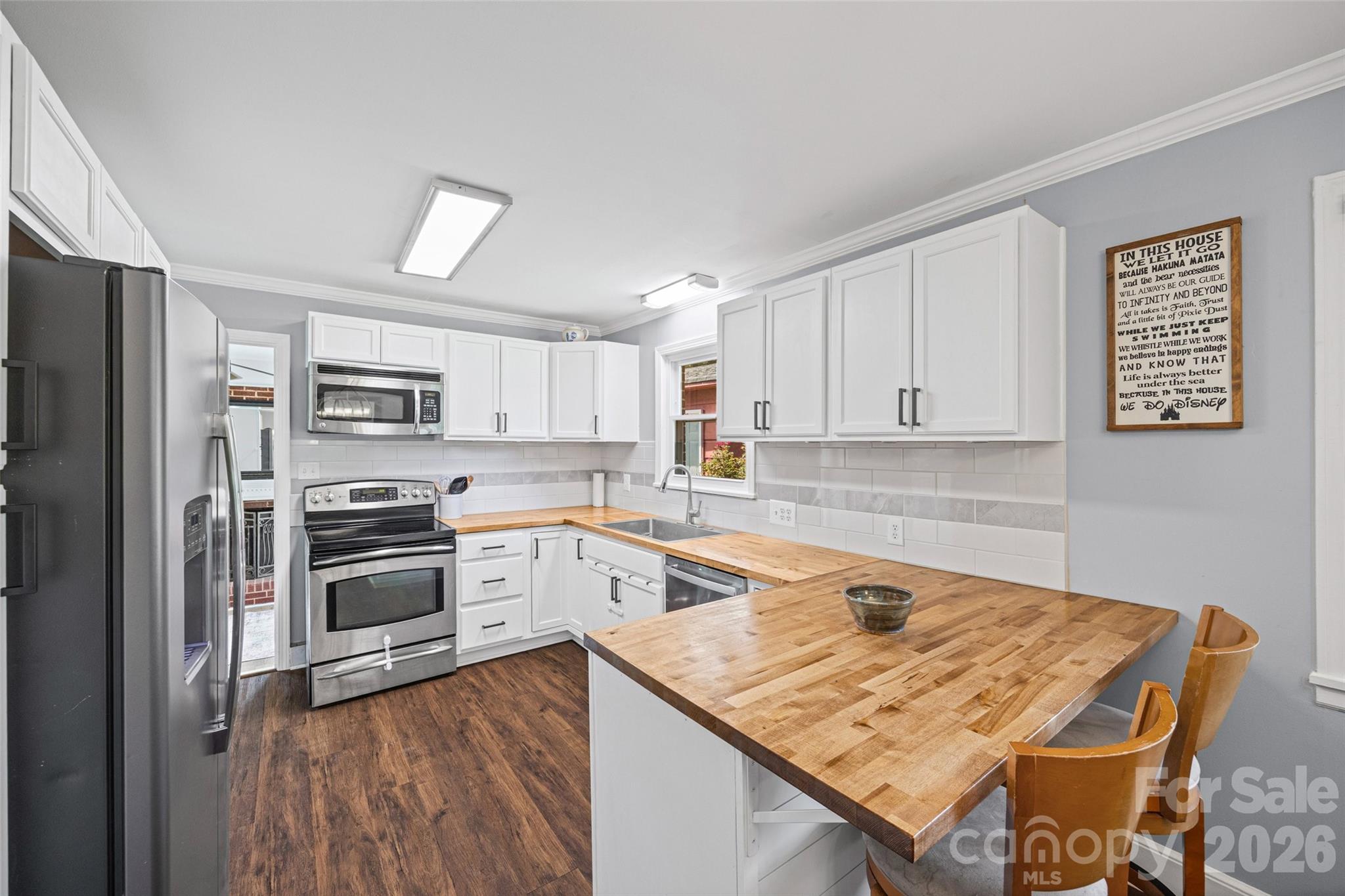 1411 Oakdale Road