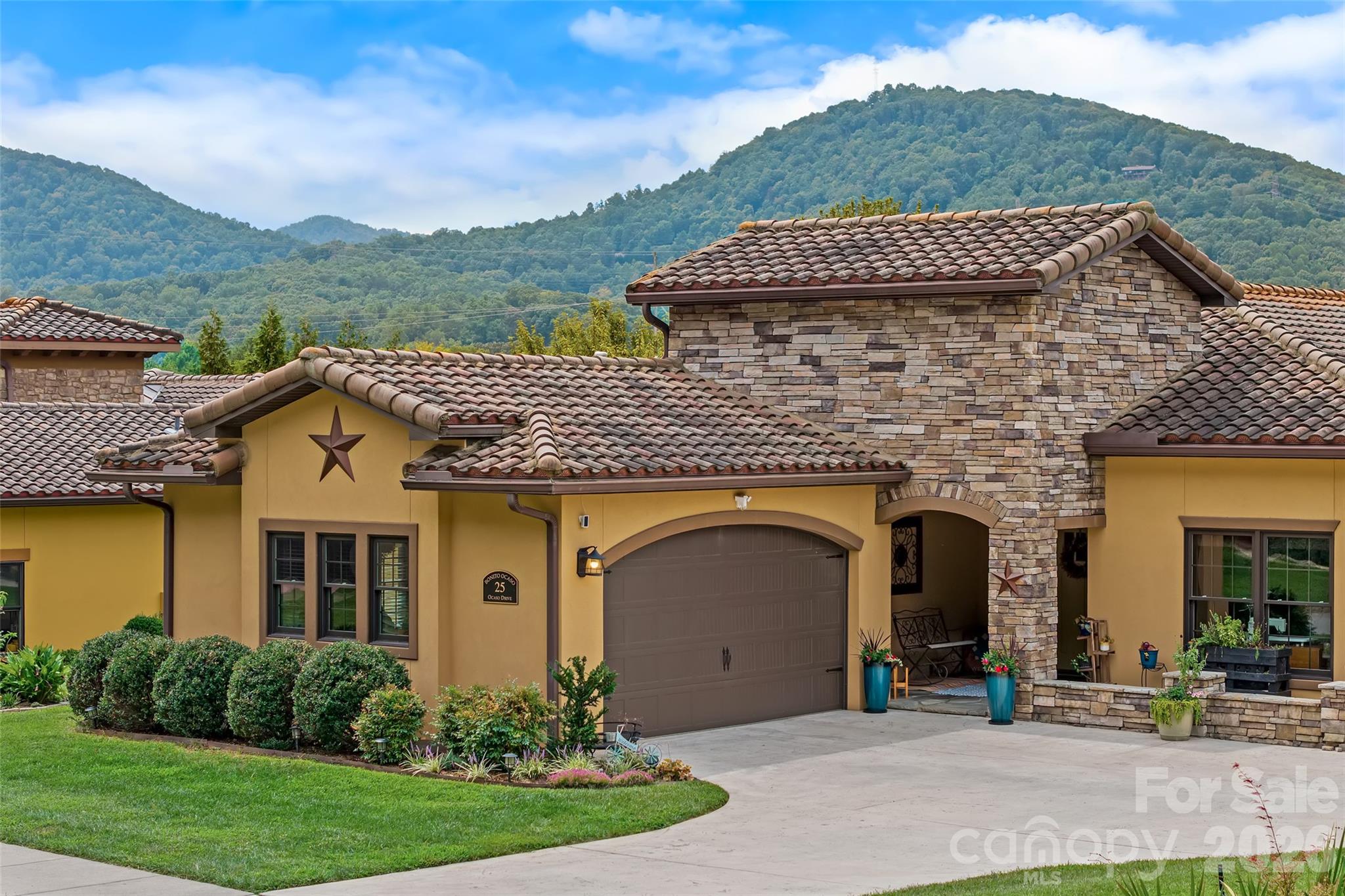 25 Ocaso Drive