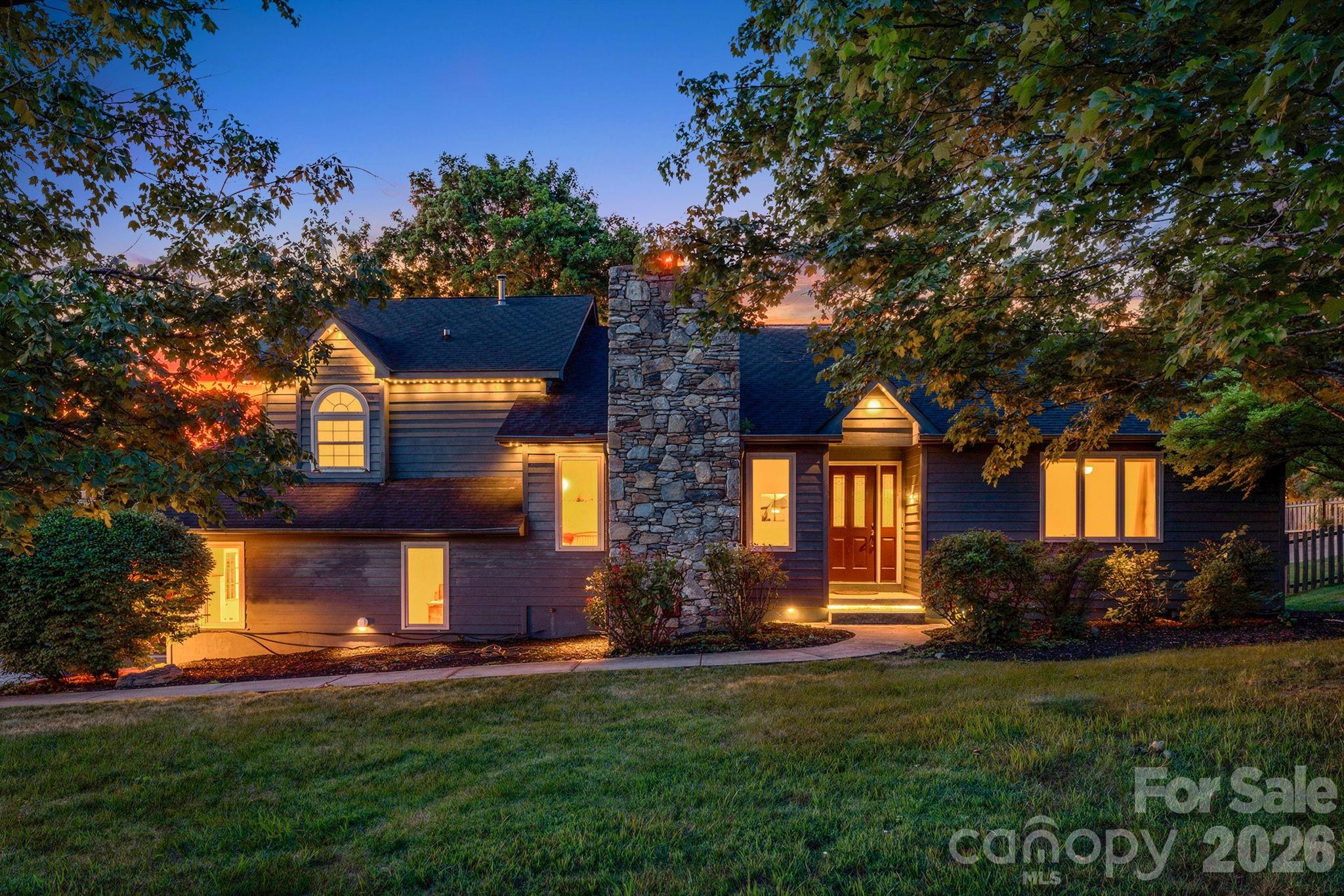 2 Jaks Ridge Drive