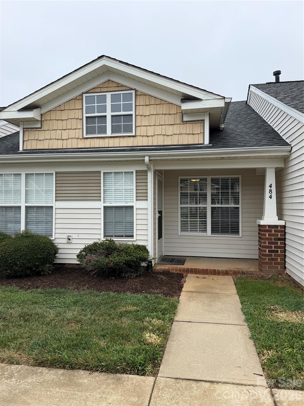 484 Lexie Lane