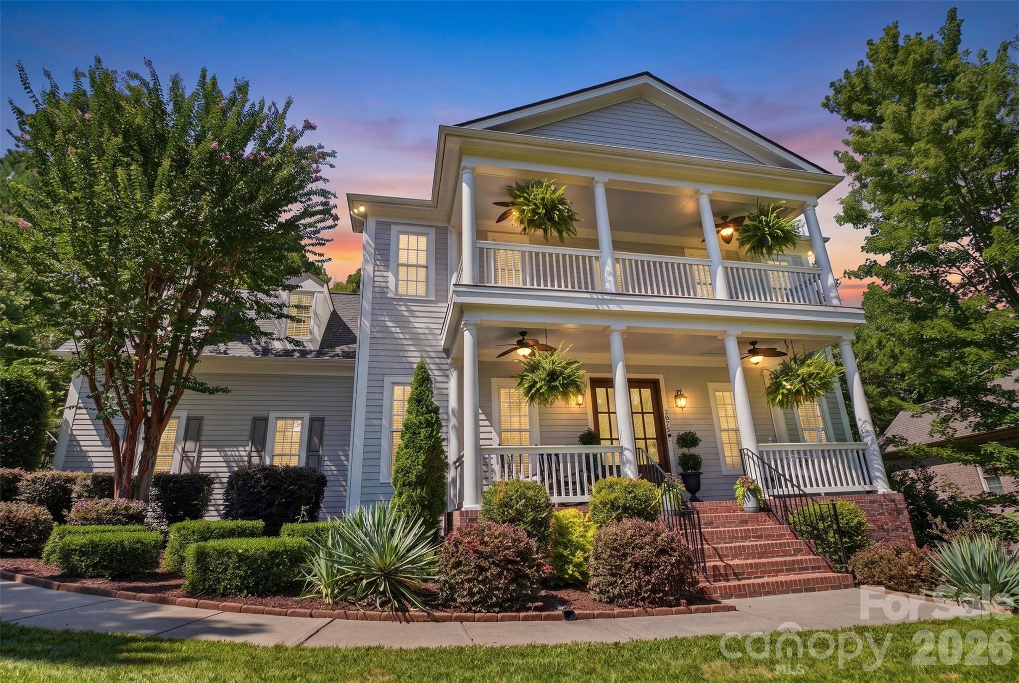 2075 Lake Forest Drive