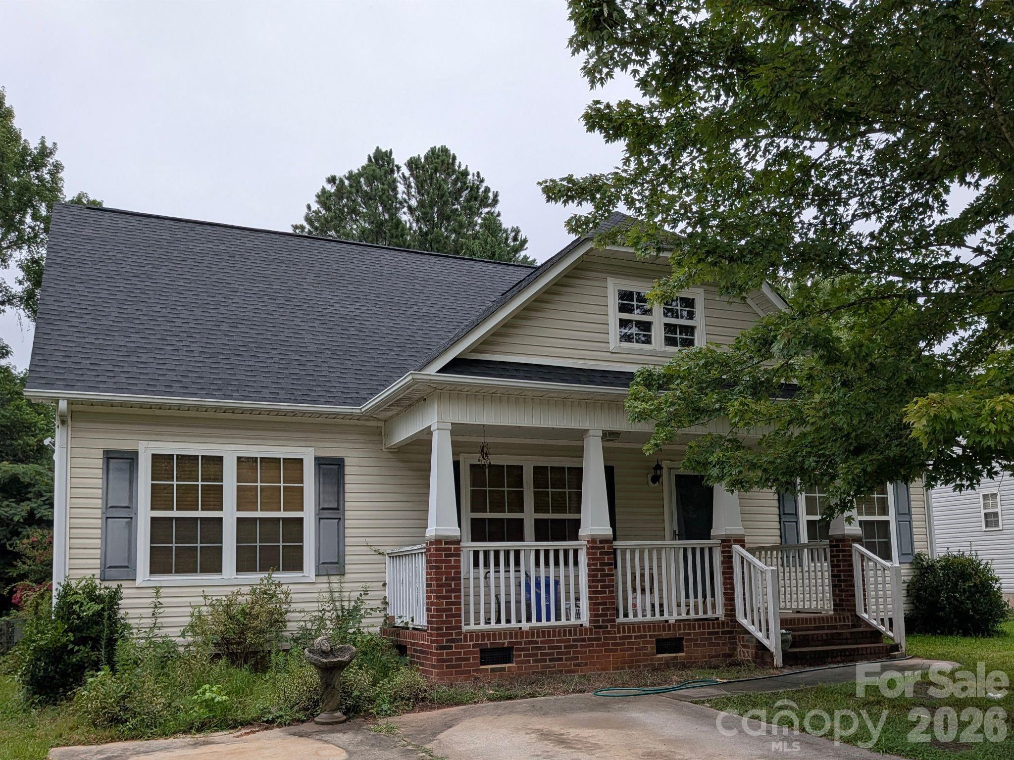 2030 Mallard Creek Drive Unit: 6