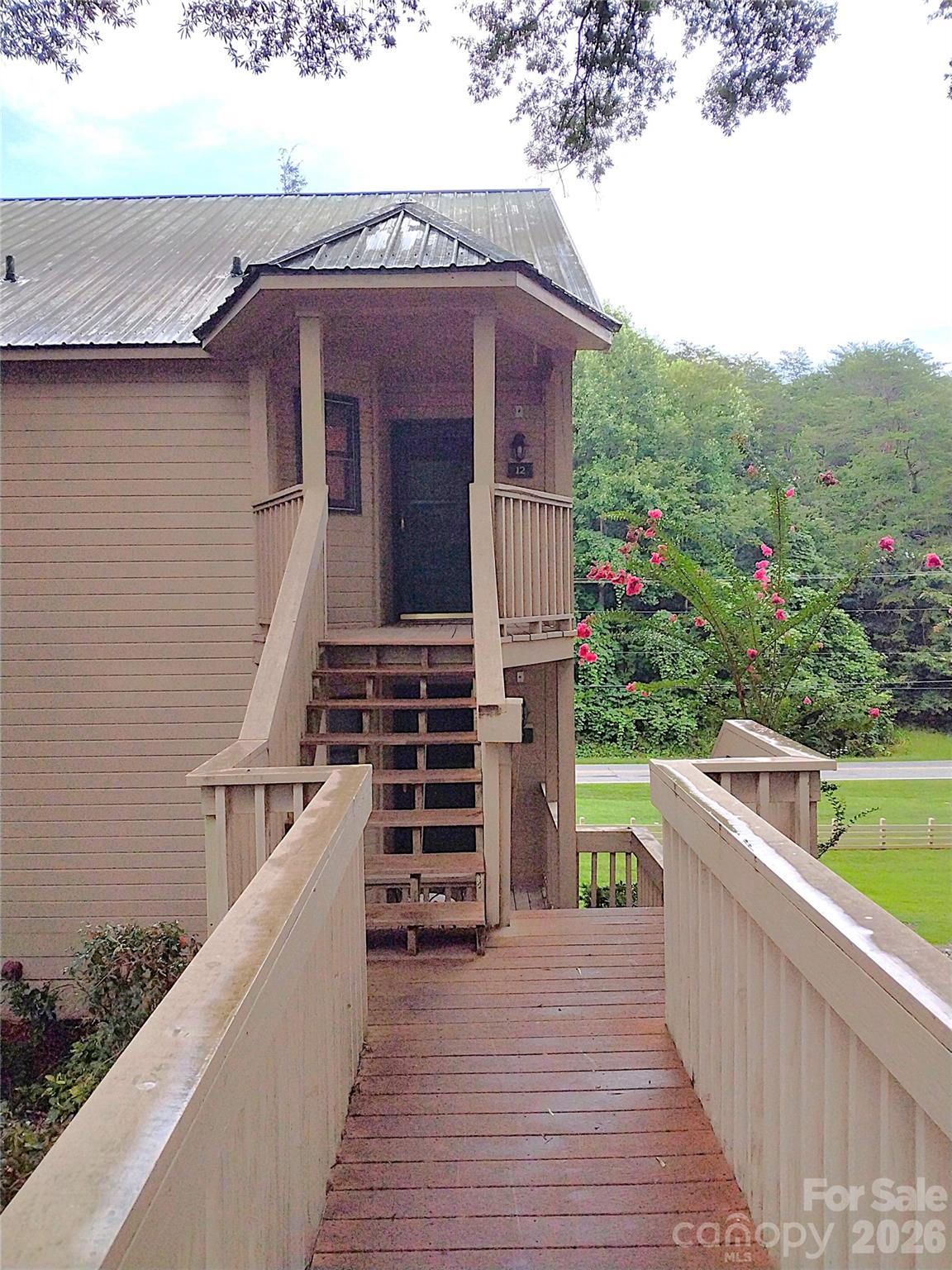 160 Whitney Boulevard Unit: Building B/ # 12