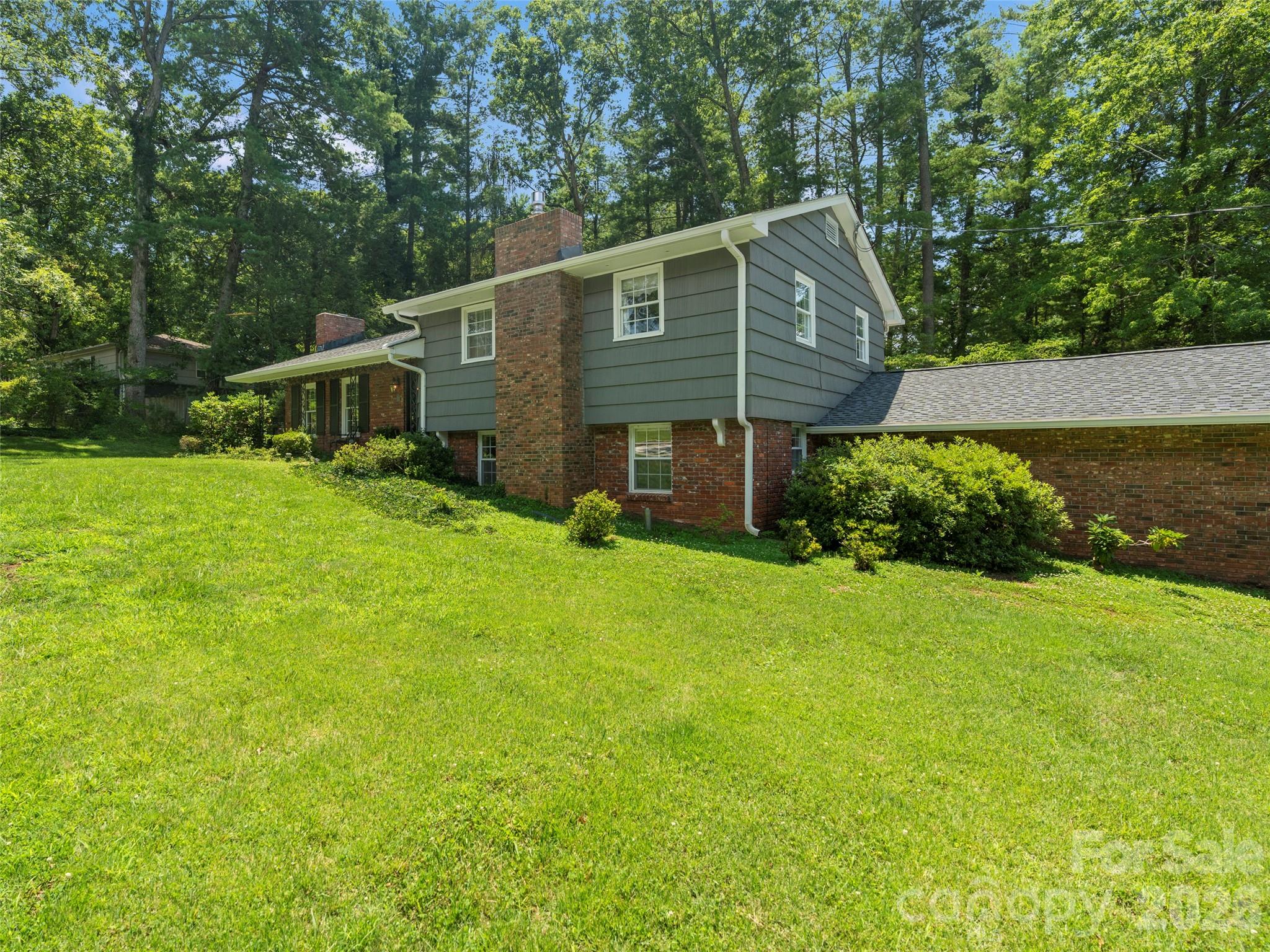 20 S Oak Forest Drive
