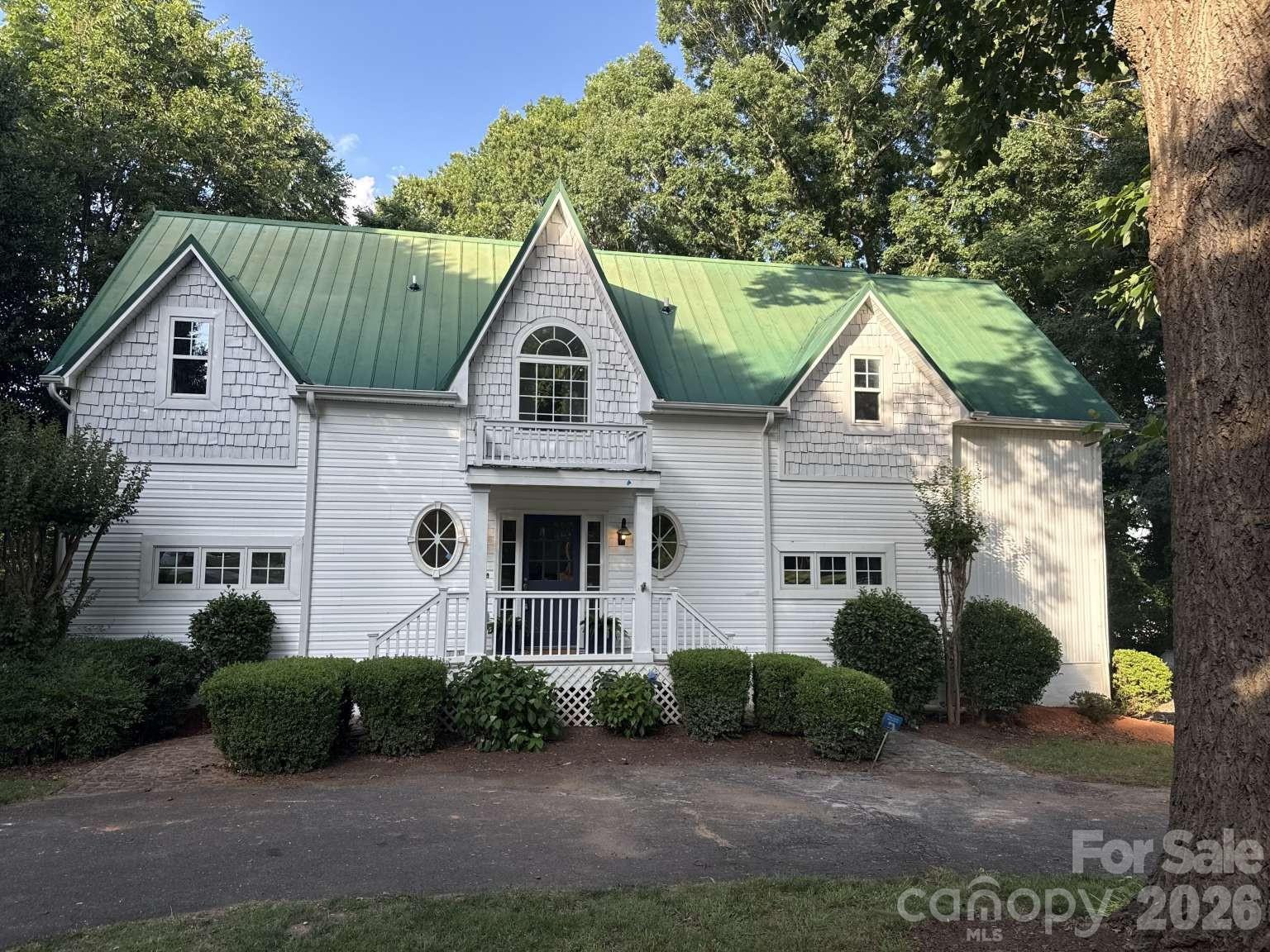 537 Stutts Road
