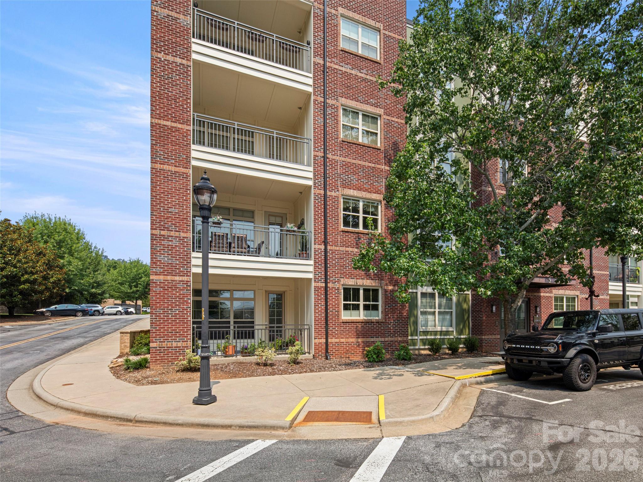 5 Farleigh Street Unit: 104