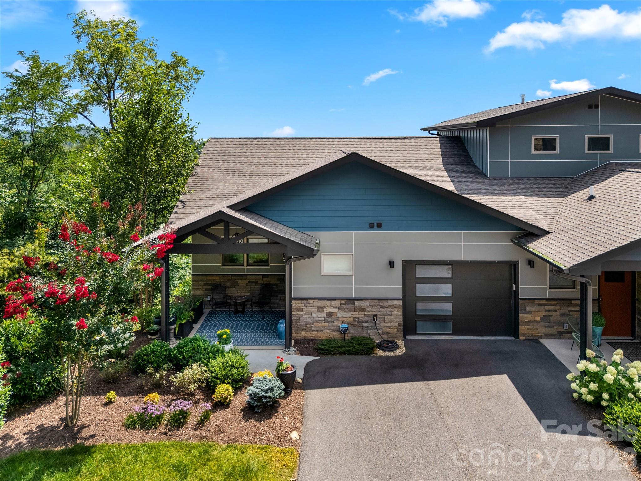 409 Kessler Place