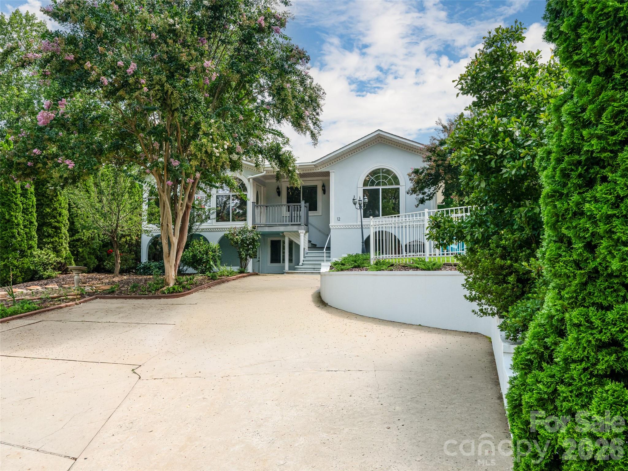 12 Peeler Drive