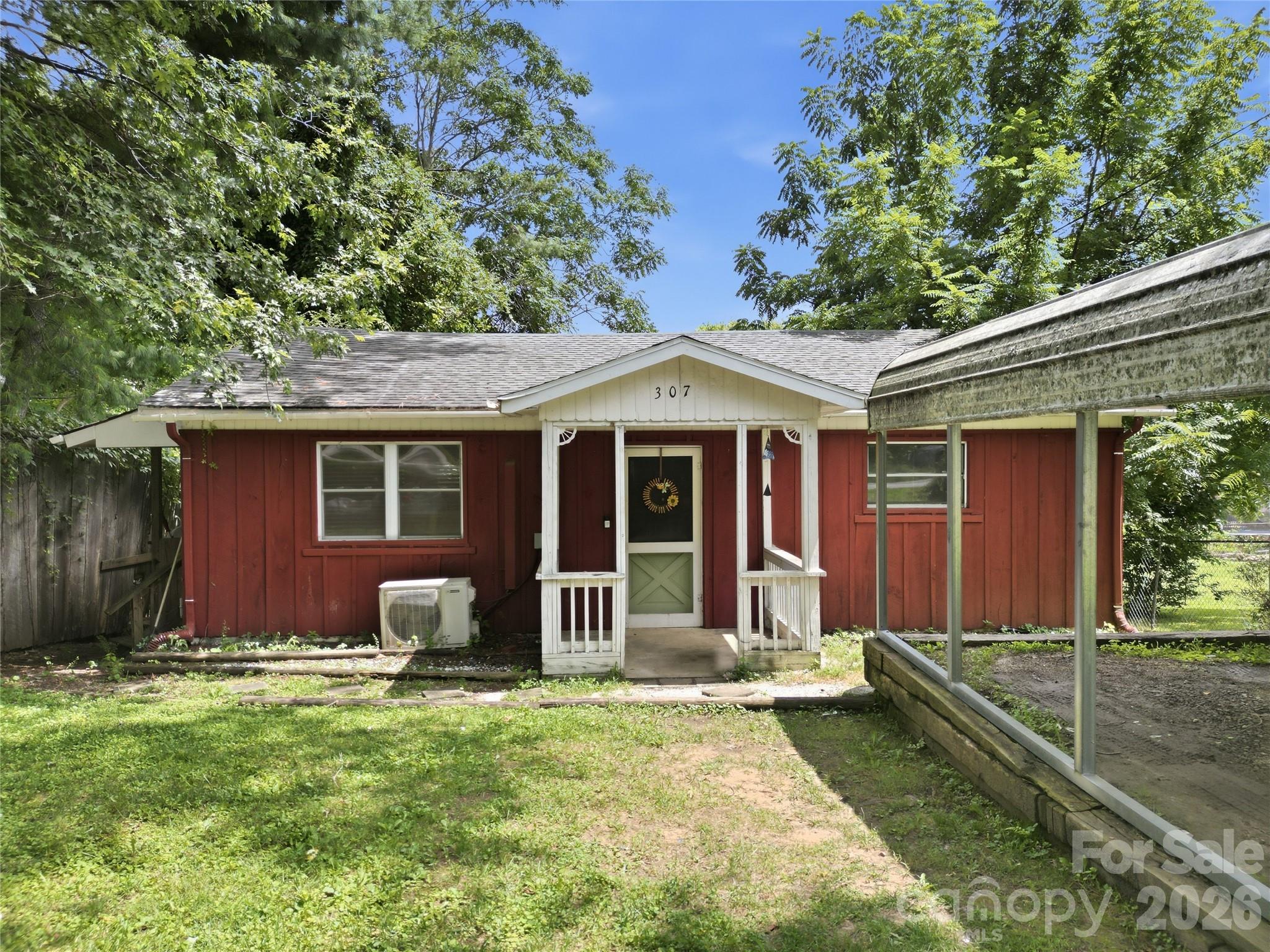 307 Beverly Avenue