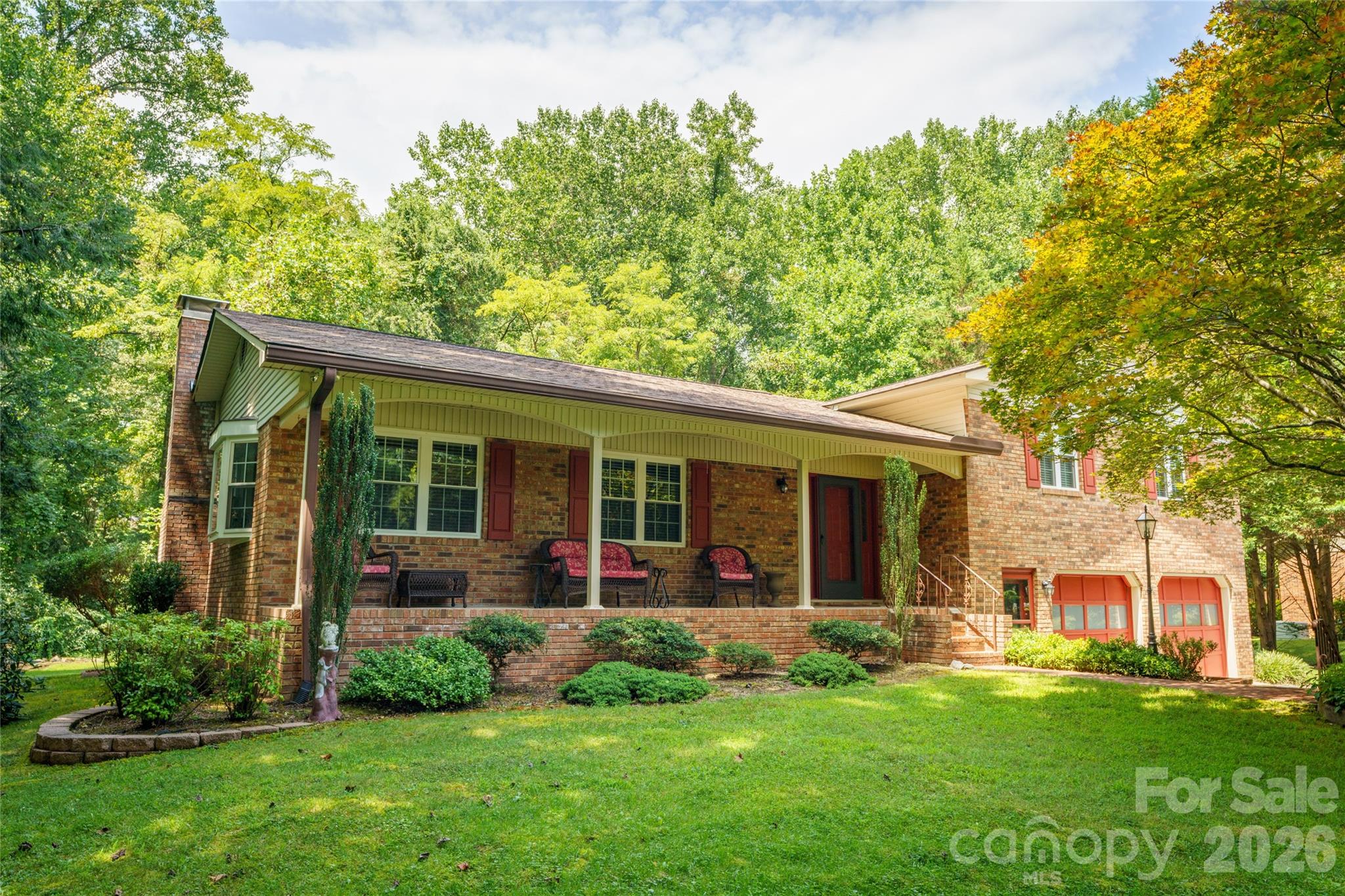4 Hunters Lane