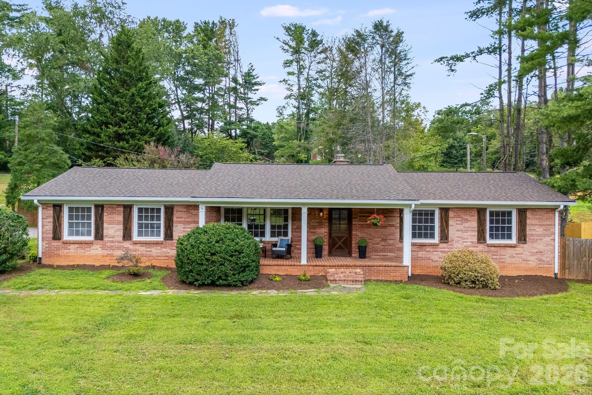581 Old Leicester Highway