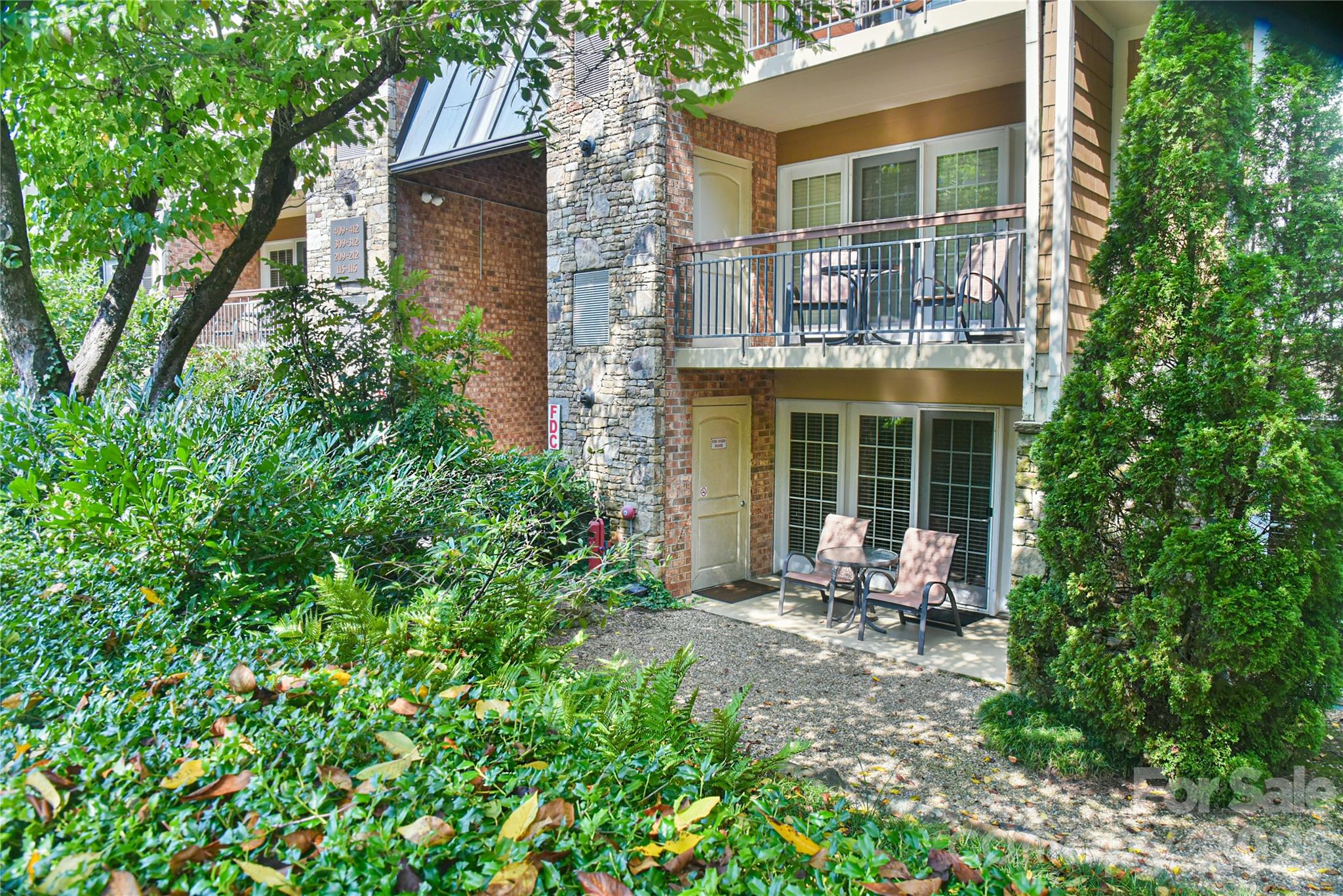 211 Bowling Park Road