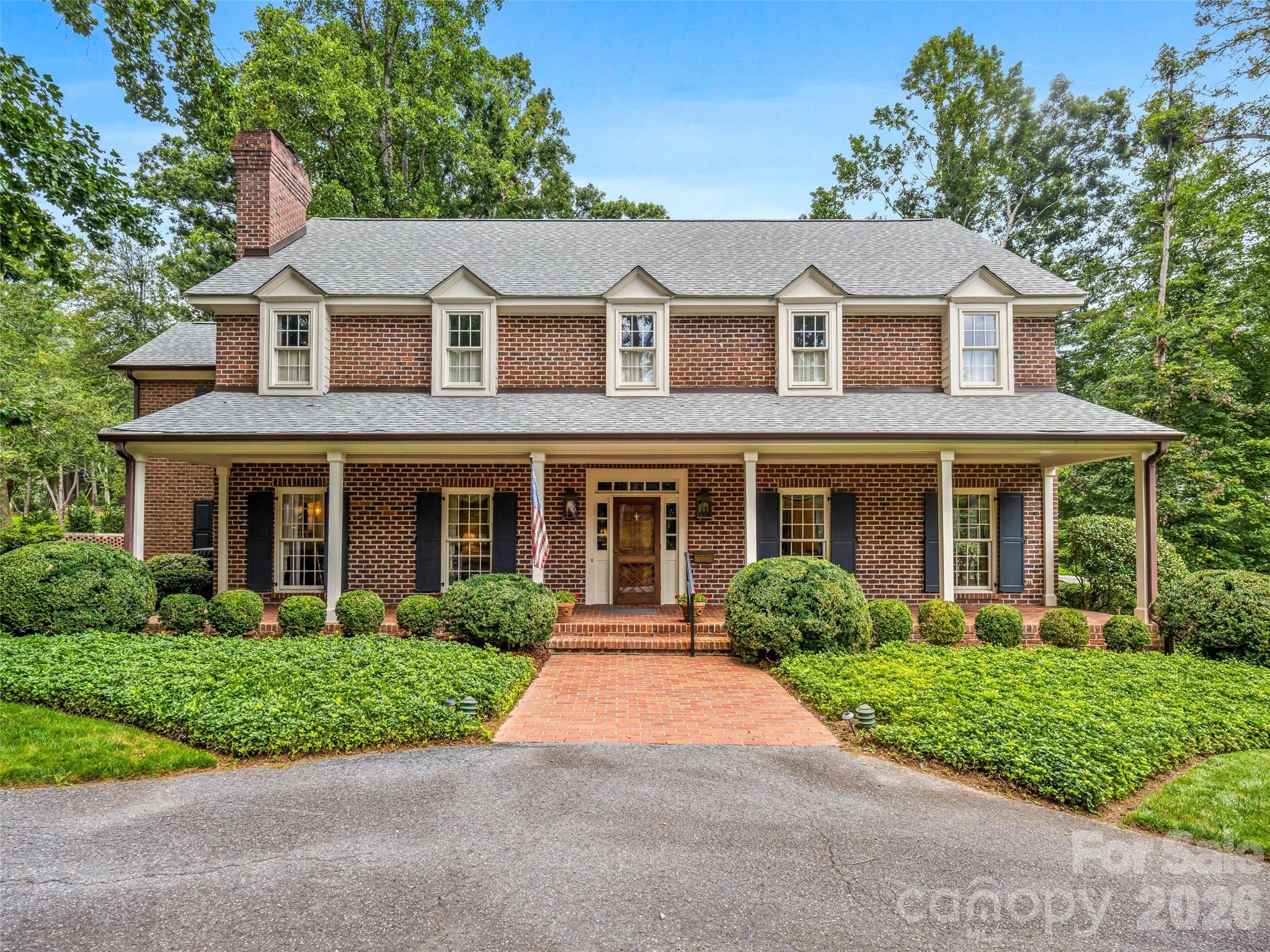 15 Browntown Road