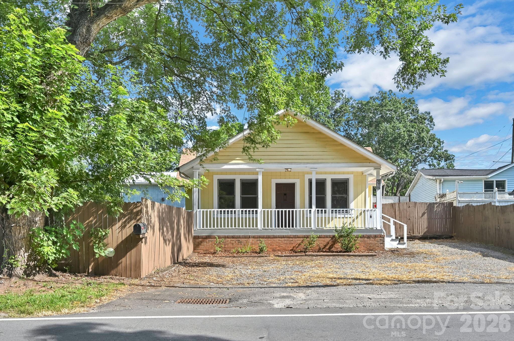 376 Fairview Road