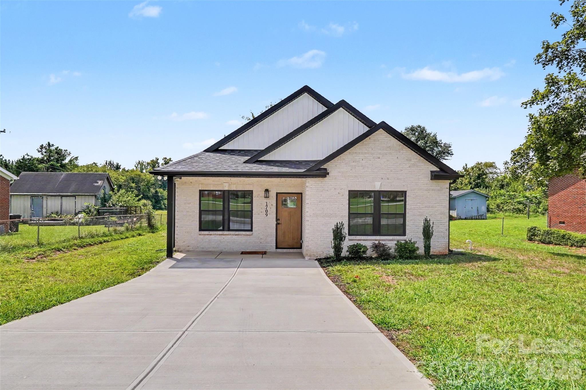 1709 College Plaza Boulevard