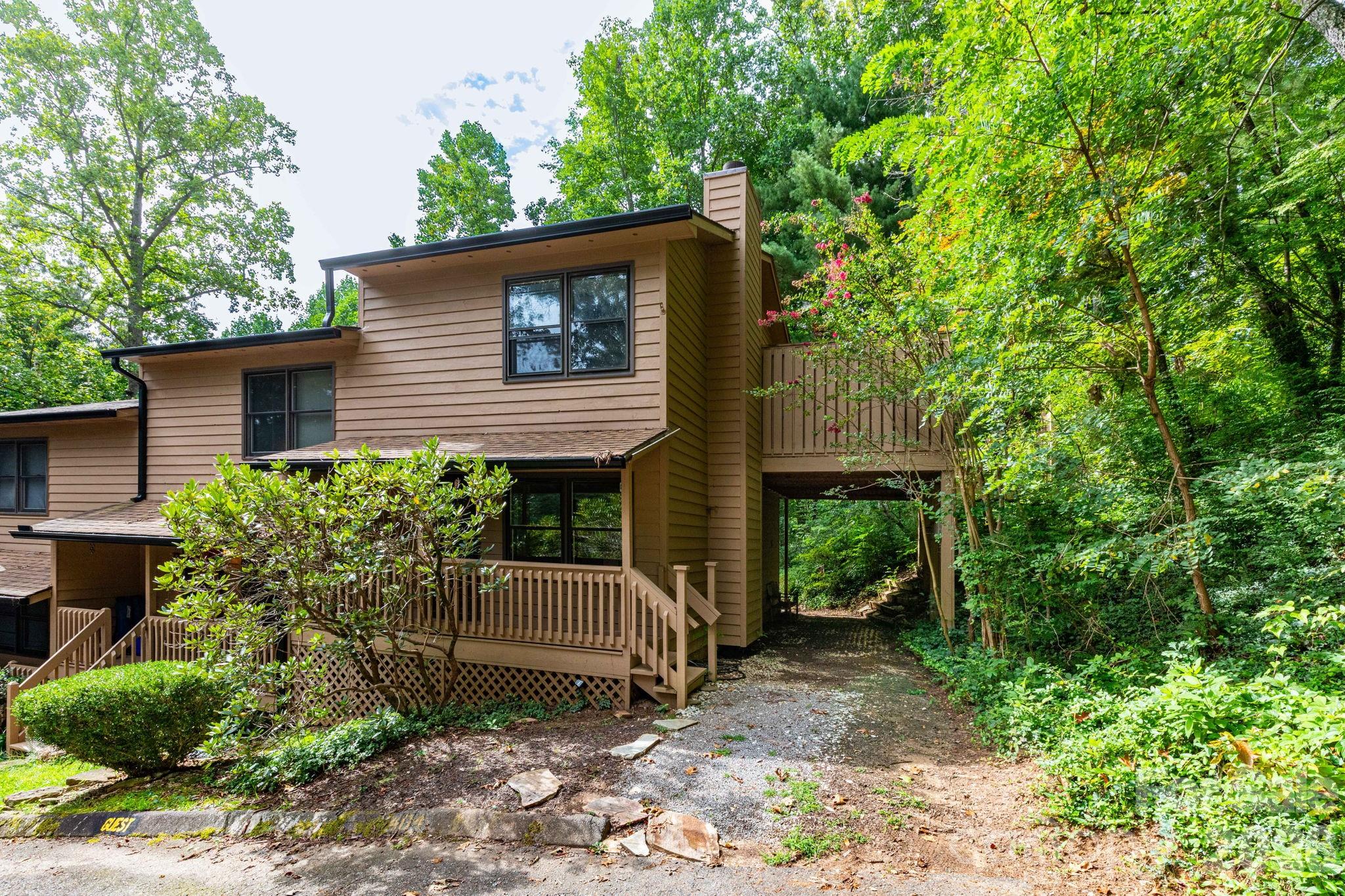 404 Buck Cove Terrace