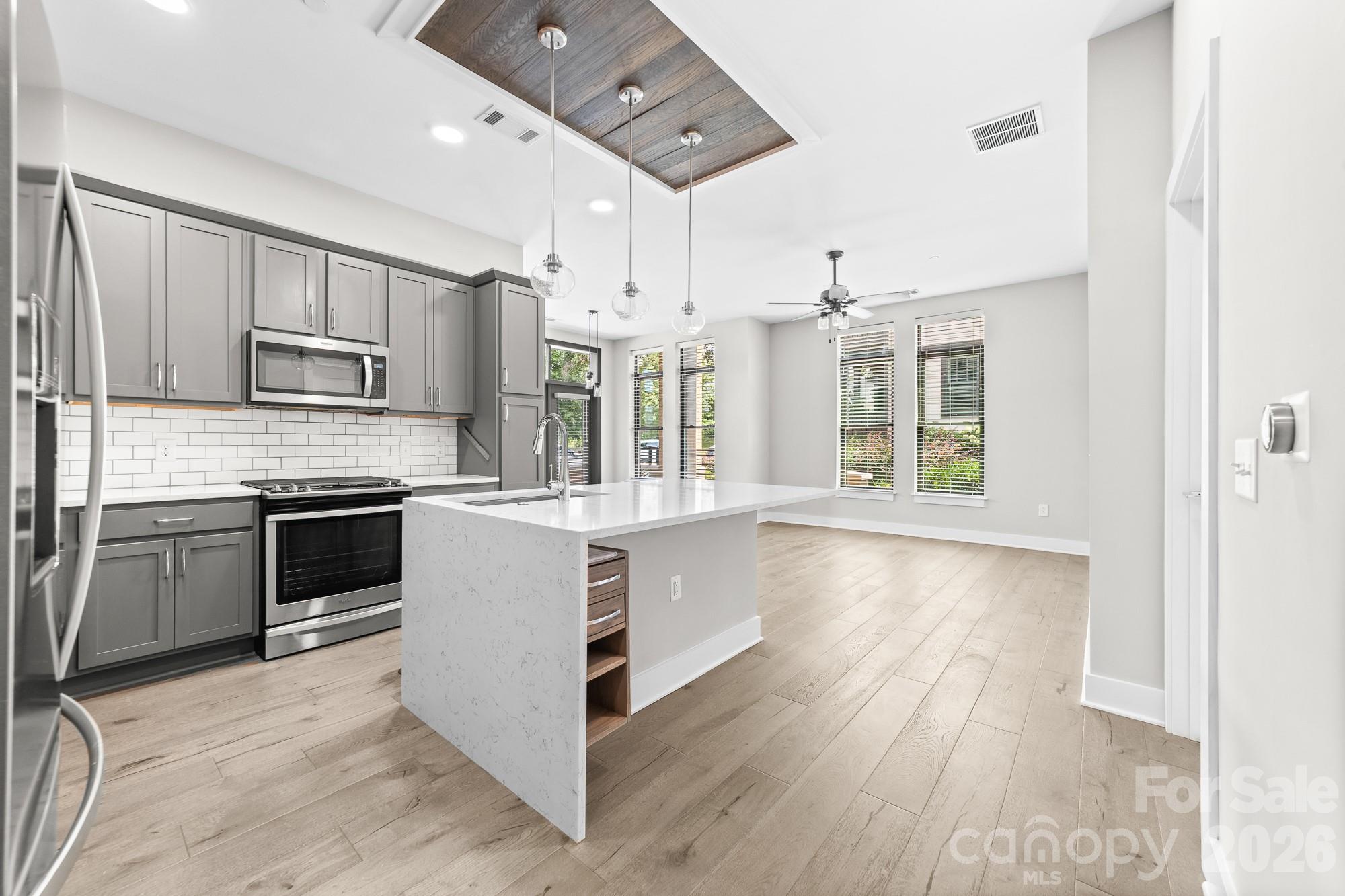2401 Euclid Avenue Unit 116