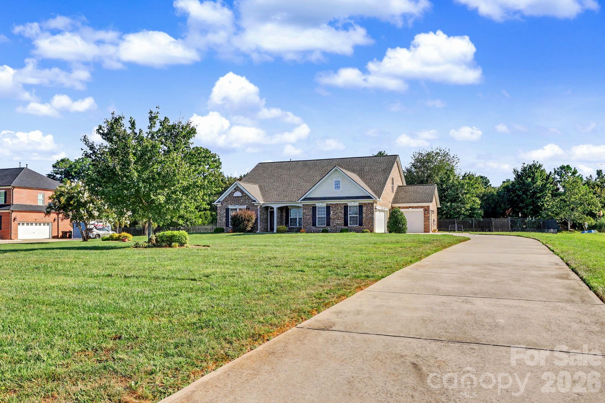 2117 Belle Regal Circle