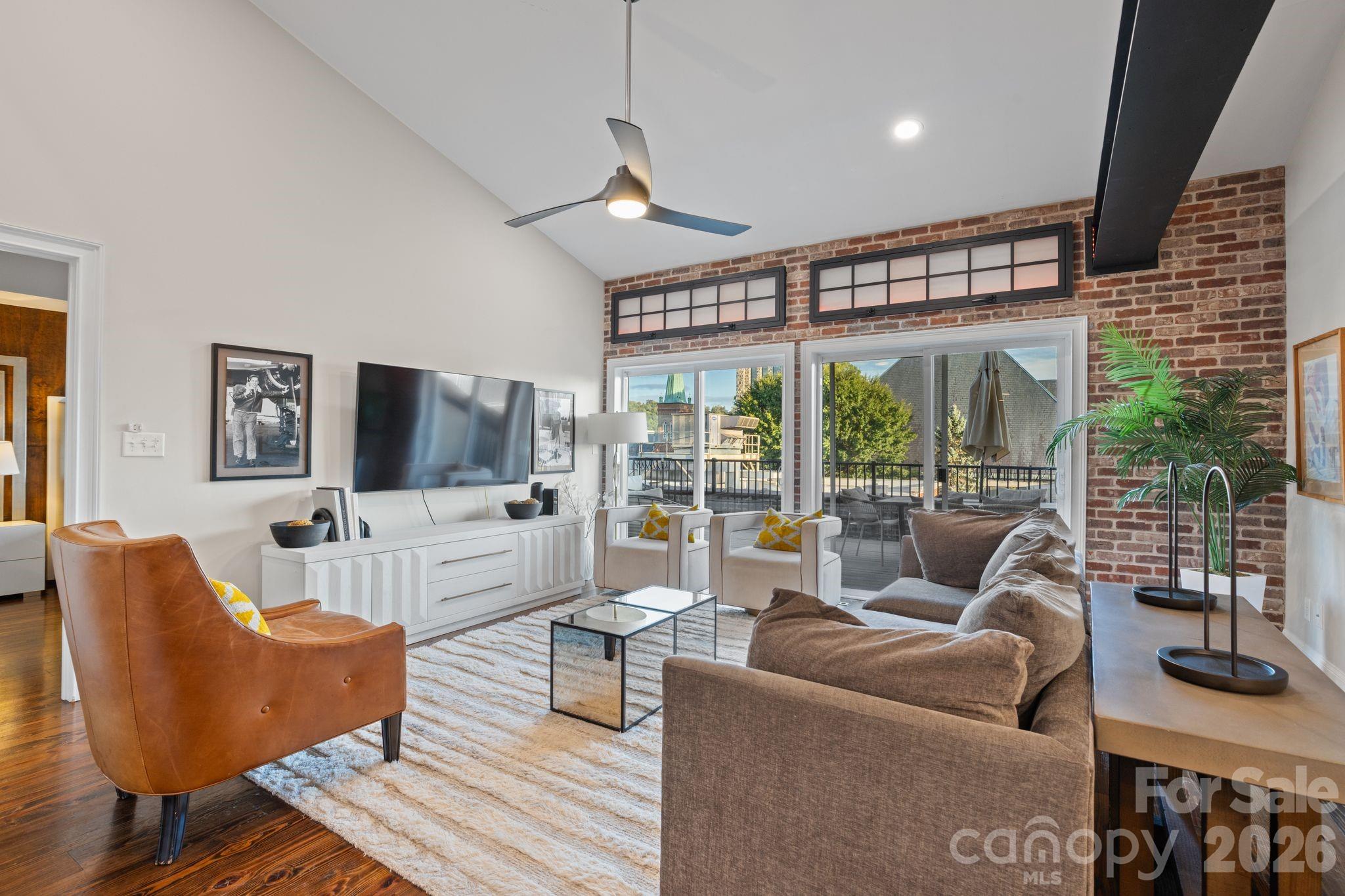 56 Patton Avenue Unit: 404