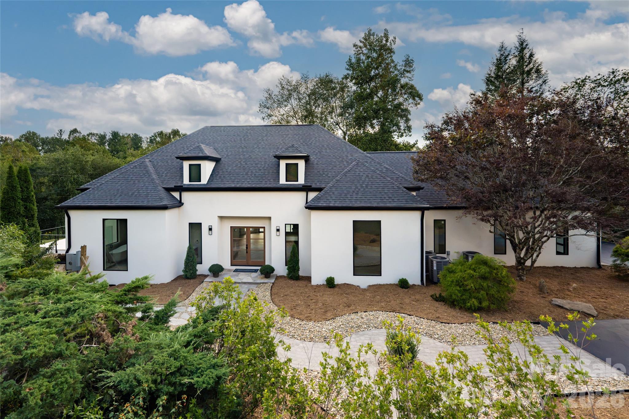5 Meadow Ridge Drive