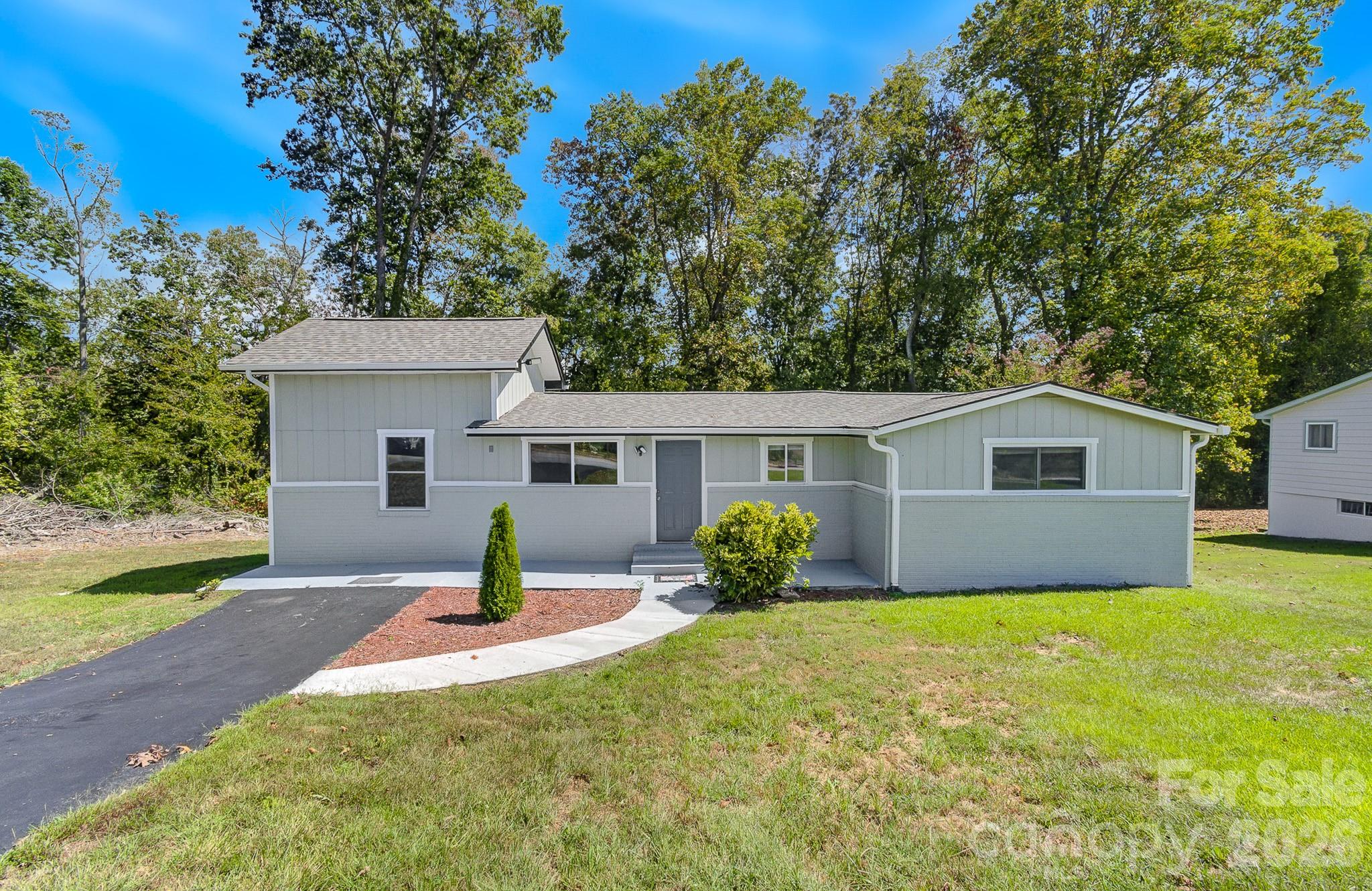 21 Oak Hill Drive