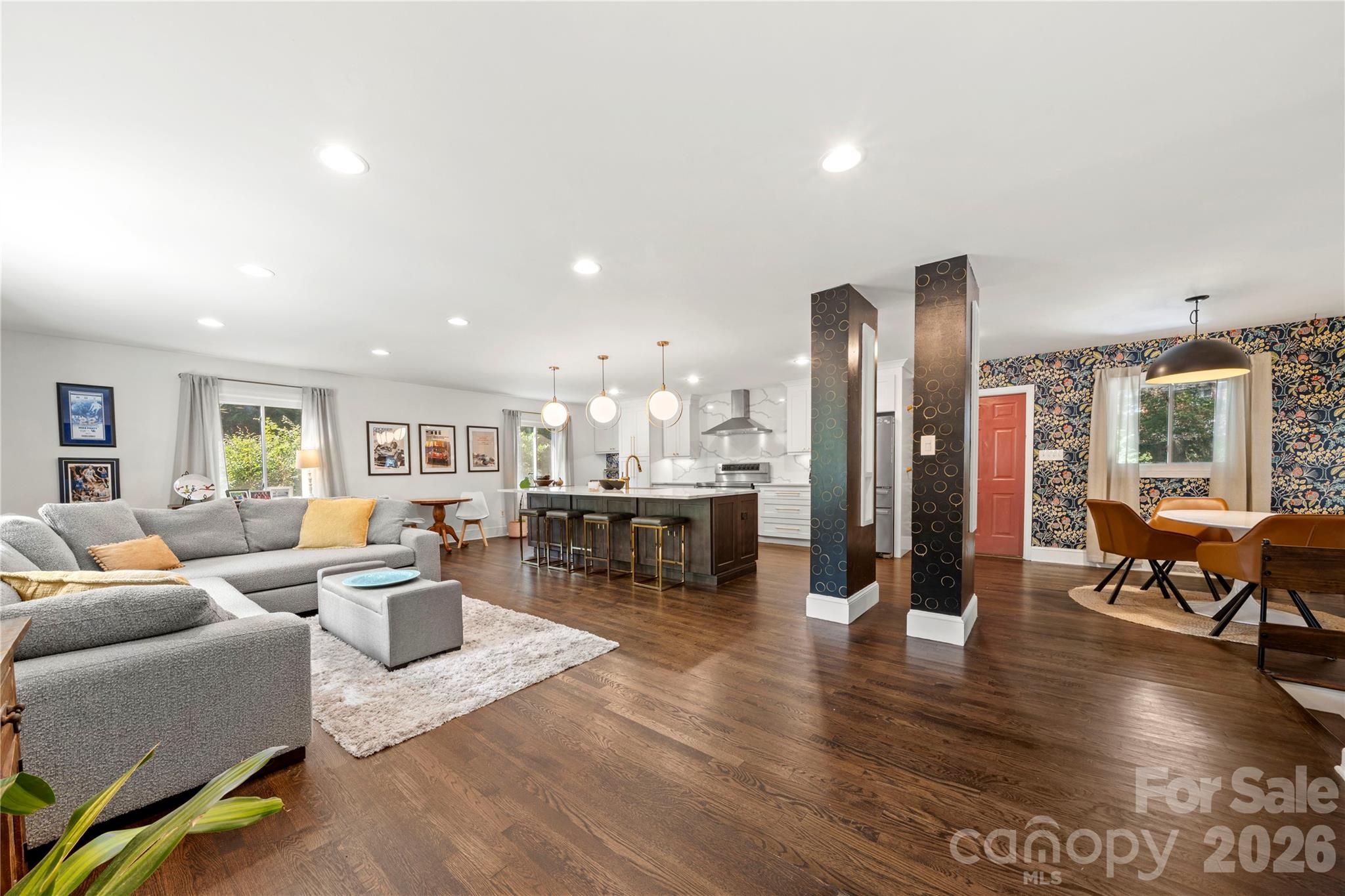 1206 Hollow Tree Court