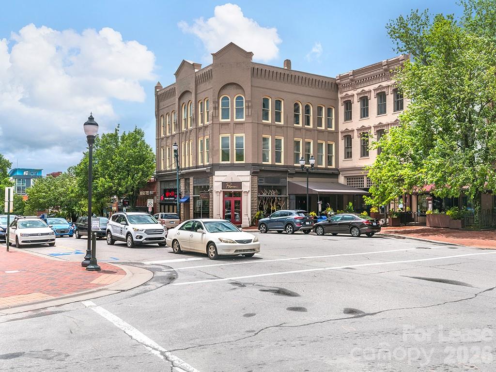 9 SW Pack Square Unit: 203