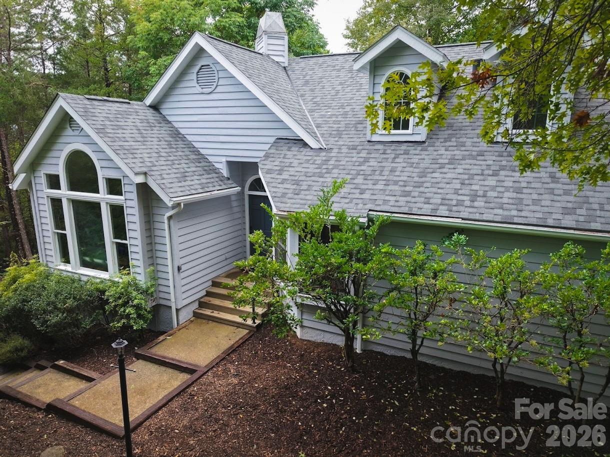 212 Ridgeway Road