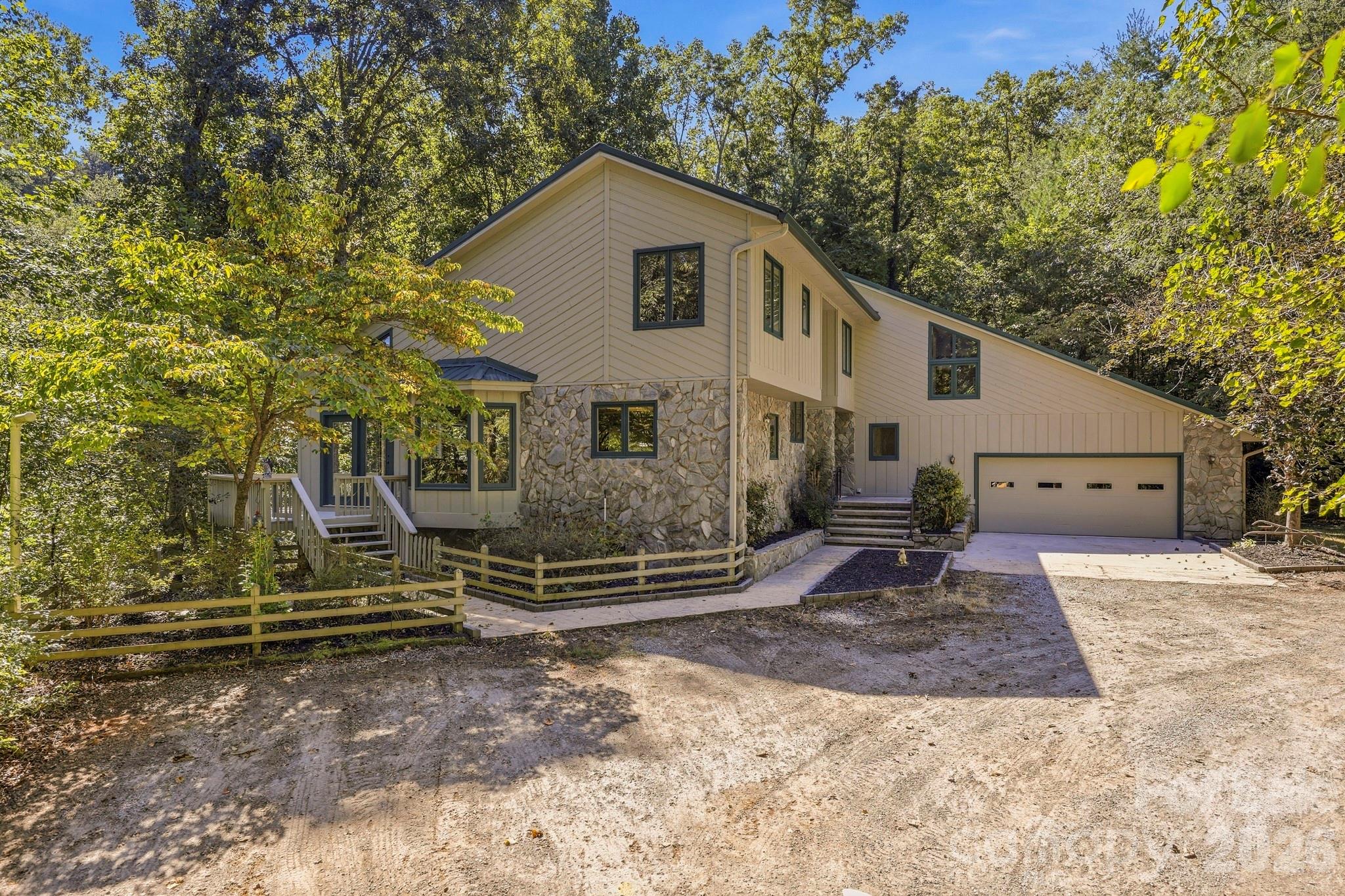 124 Moss Hill Lane