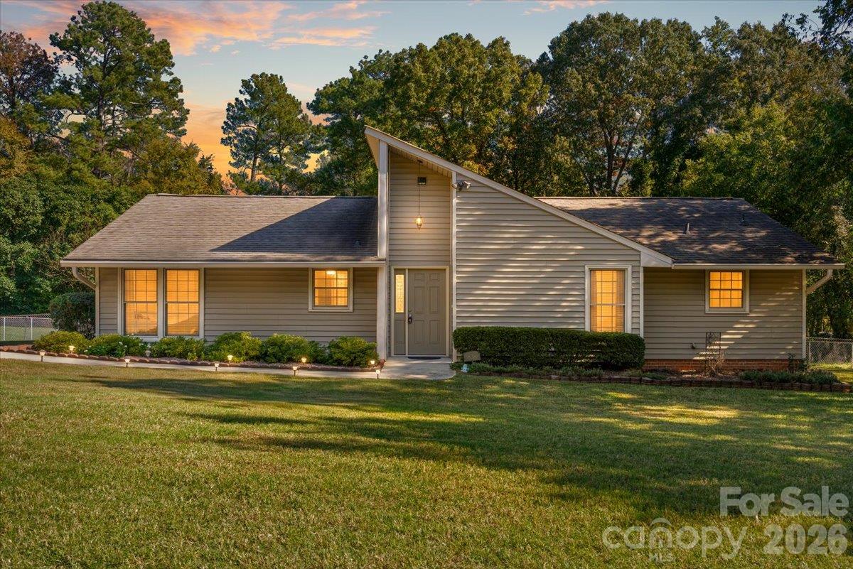 838 Silver Fox Drive
